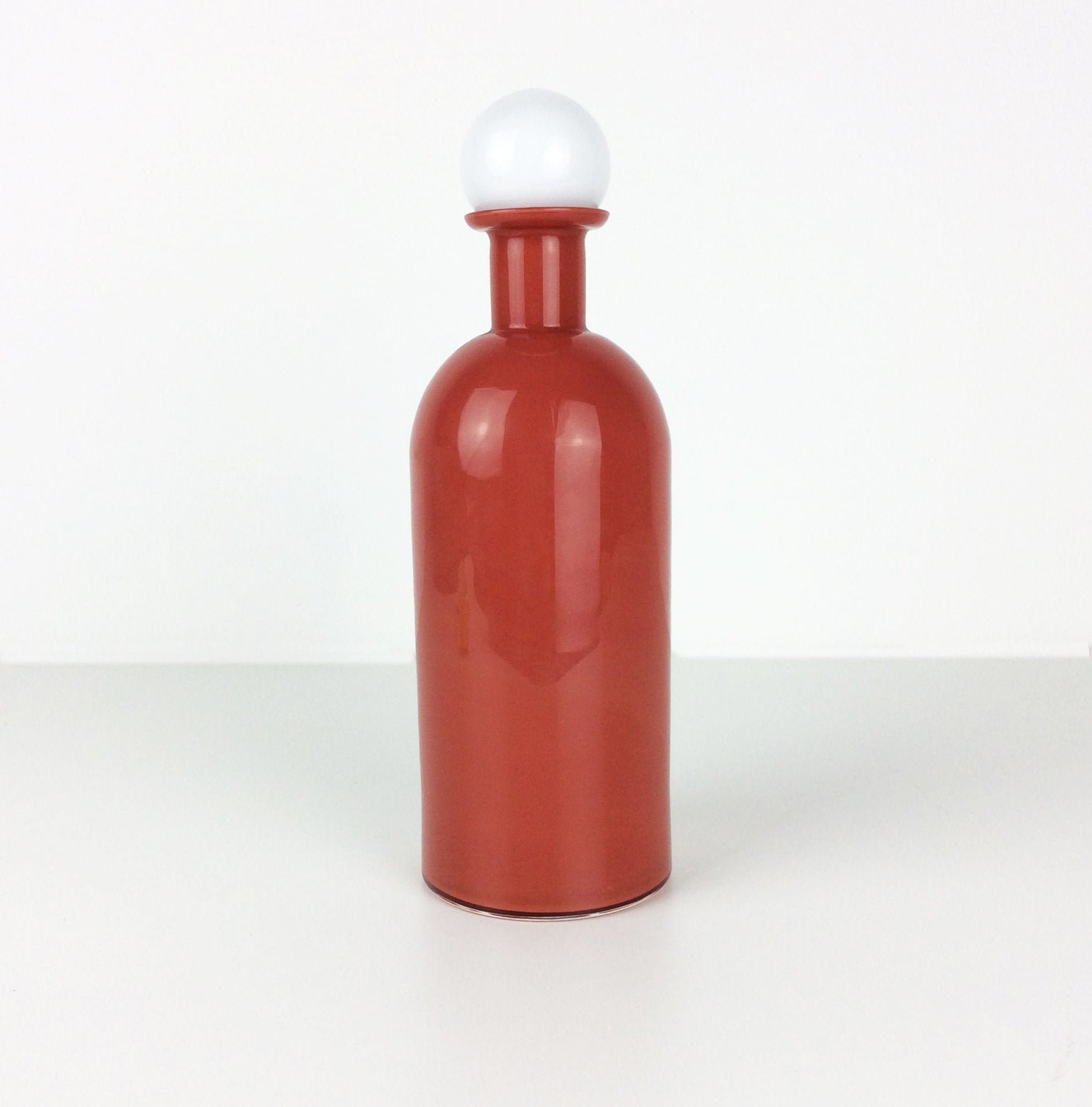 Murano Glass Decanter Bottle in Red and White by Carlo Moretti | Italian Postmodern | 1980s