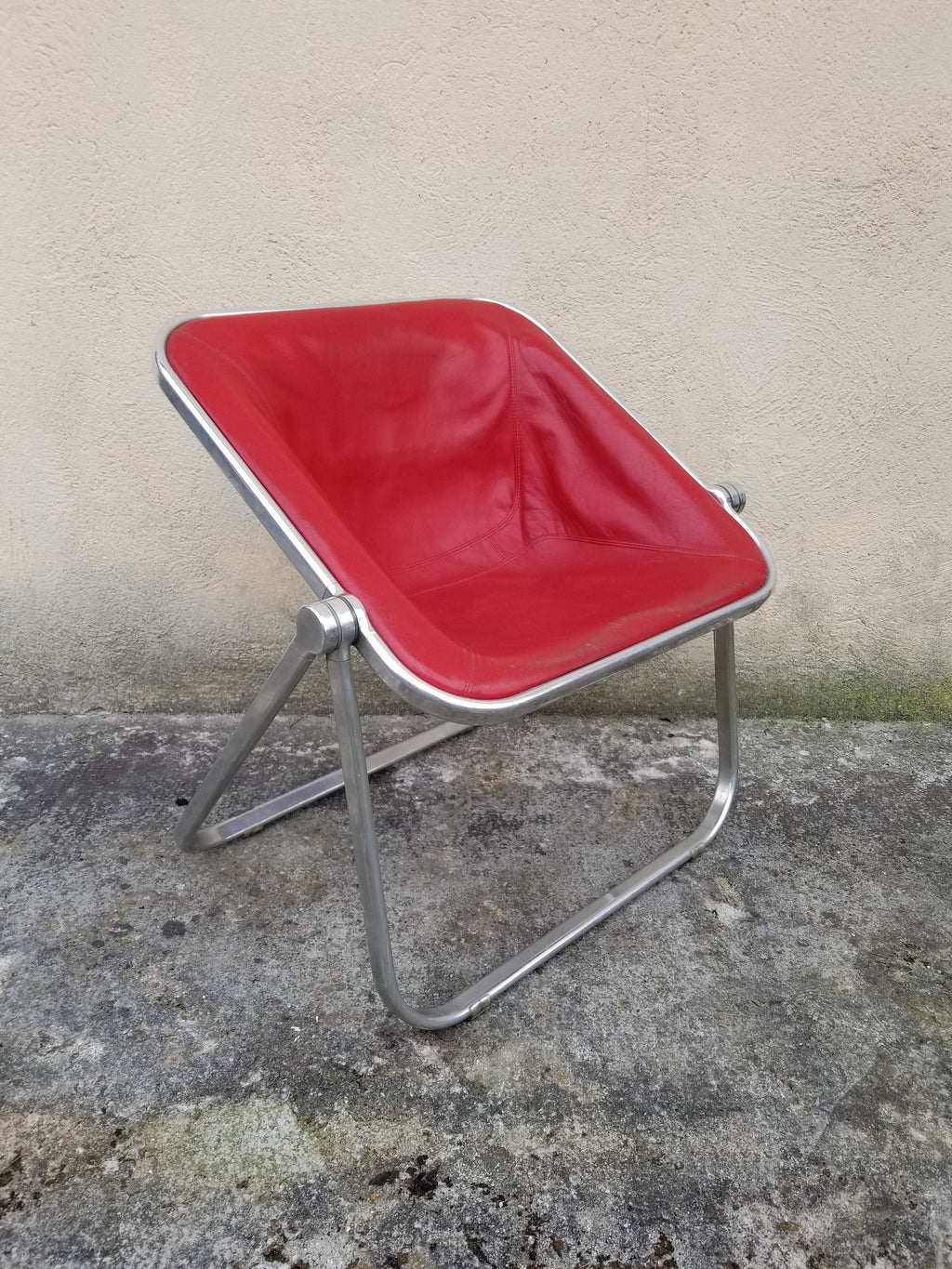 Plona Folding Lounge Chair in Red Leather by Giancarlo Piretti for Castelli  | Italian Space Age | 1970s