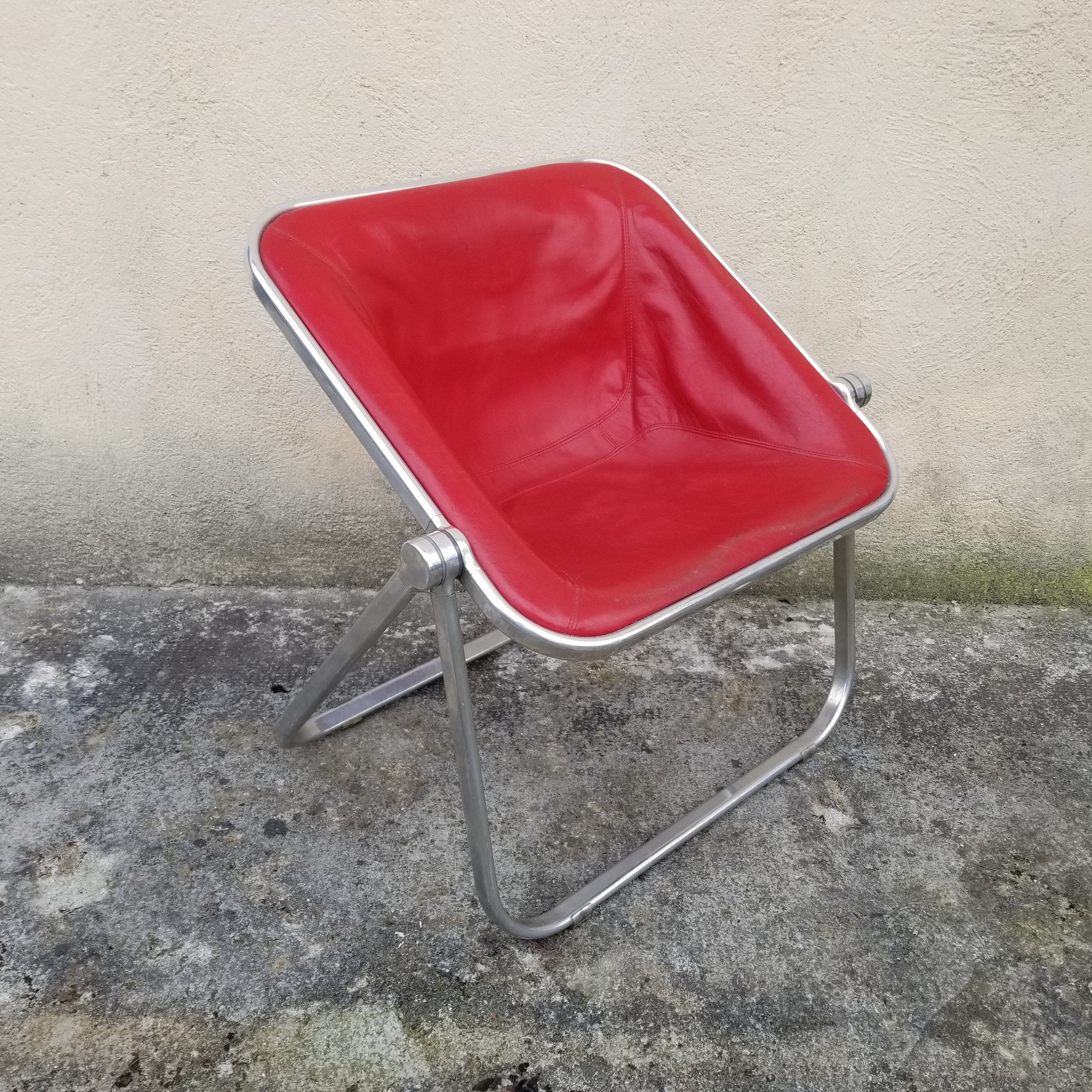 Plona Folding Lounge Chair in Red Leather by Giancarlo Piretti for Castelli  | Italian Space Age | 1970s | Set of 2