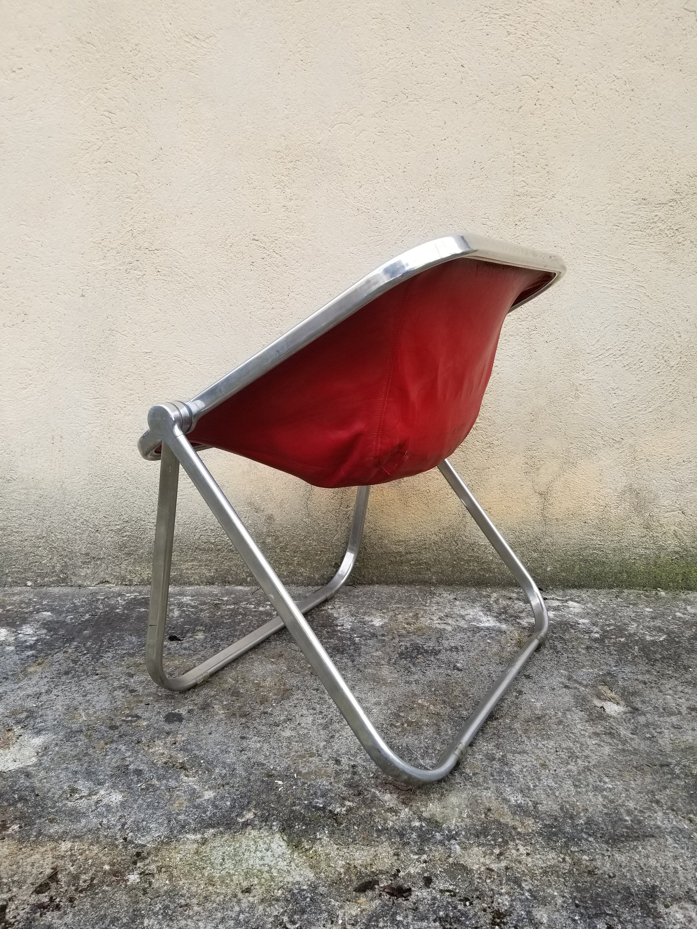 Plona Folding Lounge Chair in Red Leather by Giancarlo Piretti for Castelli  | Italian Space Age | 1970s
