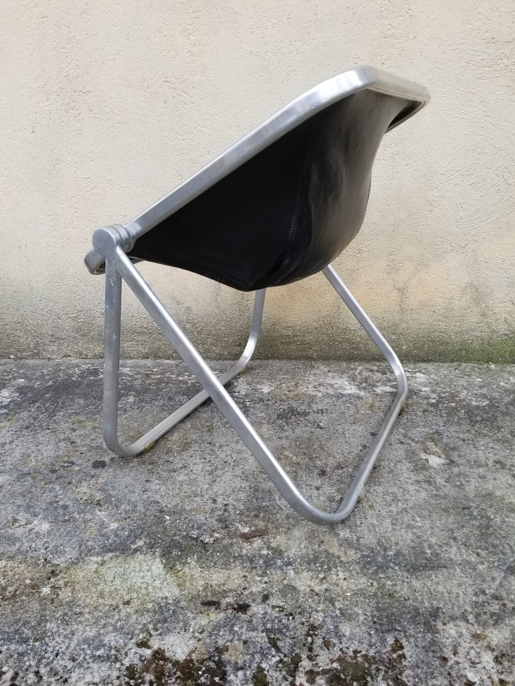 Plona Folding Chair in Black Leather by Giancarlo Piretti for Castelli  | Italian Space Age | 1970s