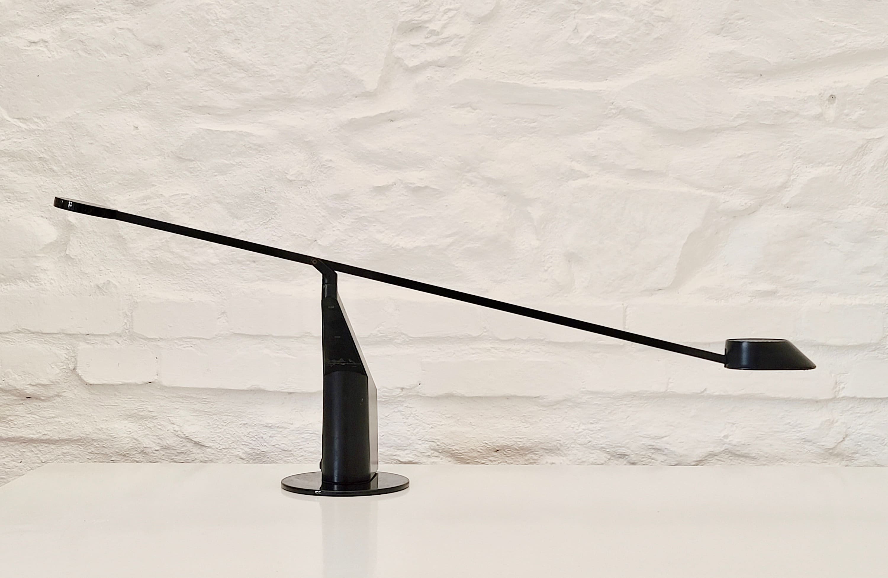 Ala Halogen Desk Lamp by Rodolfo Bonetto for Guzzini | Italian Postmodern | 1980s