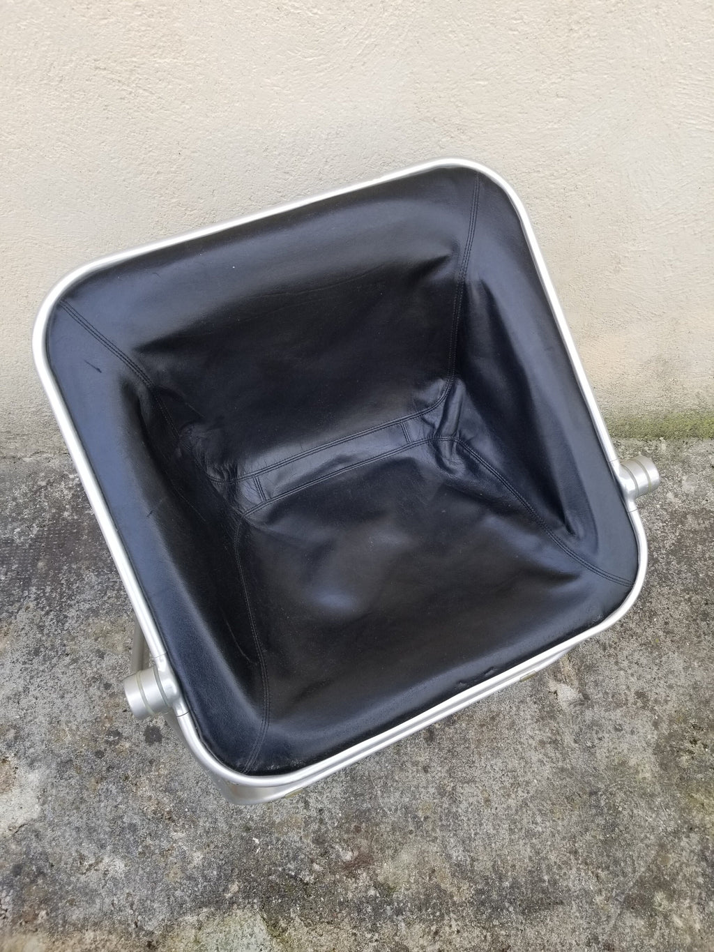 Plona Folding Chair in Black Leather by Giancarlo Piretti for Castelli  | Italian Space Age | 1970s