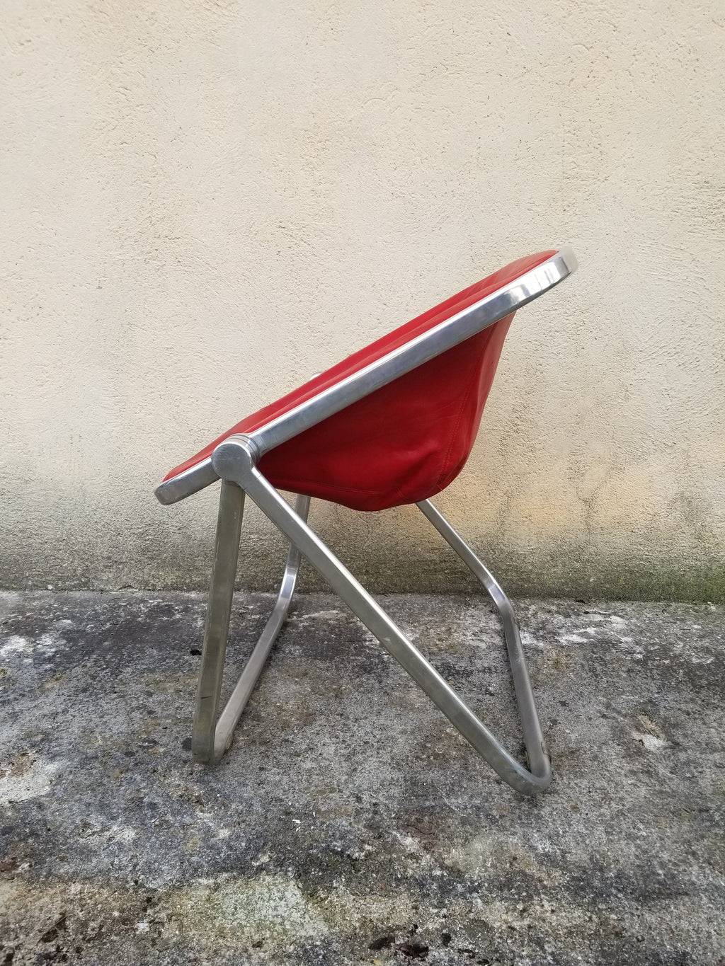 Plona Folding Lounge Chair in Red Leather by Giancarlo Piretti for Castelli  | Italian Space Age | 1970s