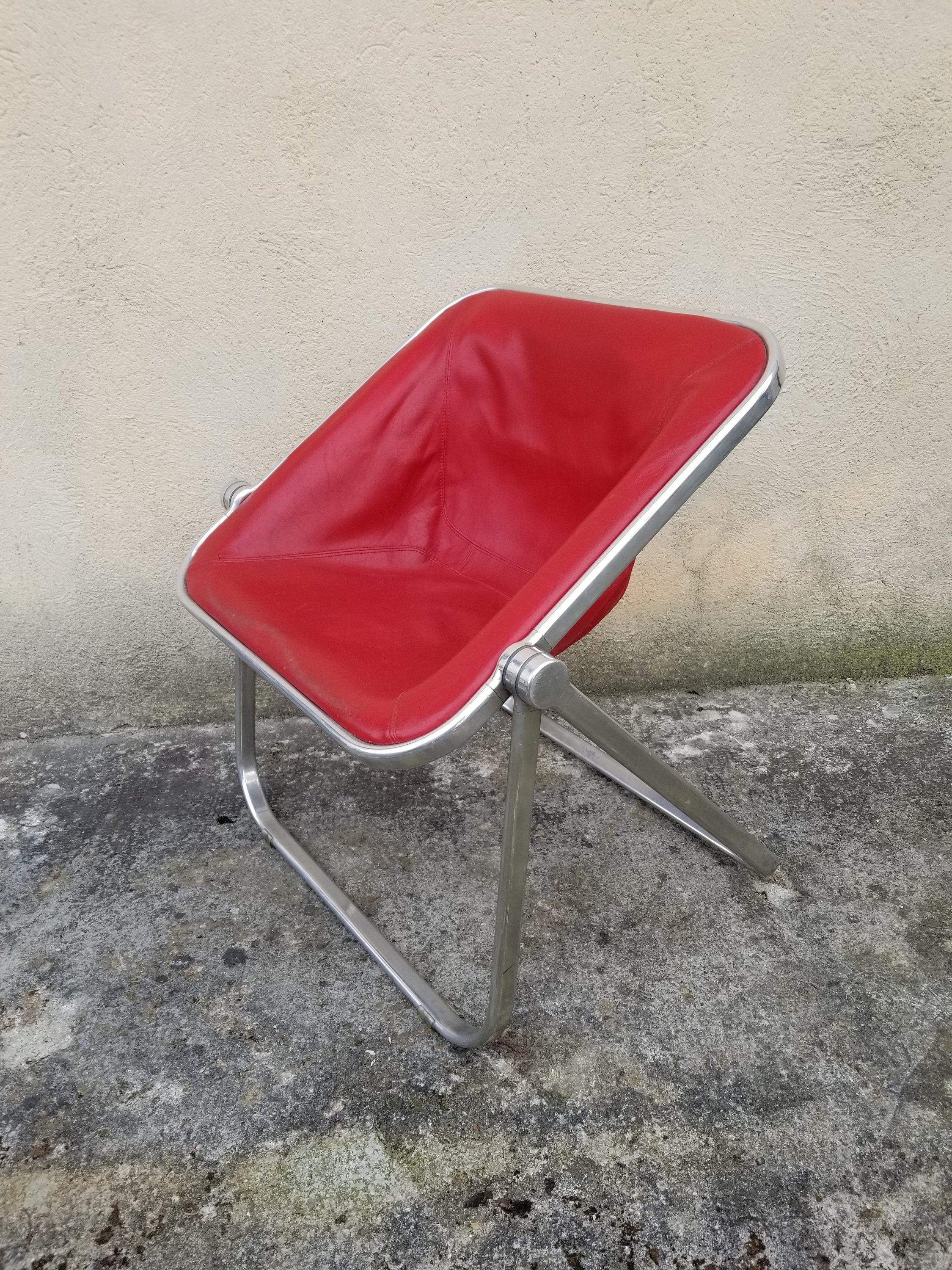 Plona Folding Lounge Chair in Red Leather by Giancarlo Piretti for Castelli  | Italian Space Age | 1970s