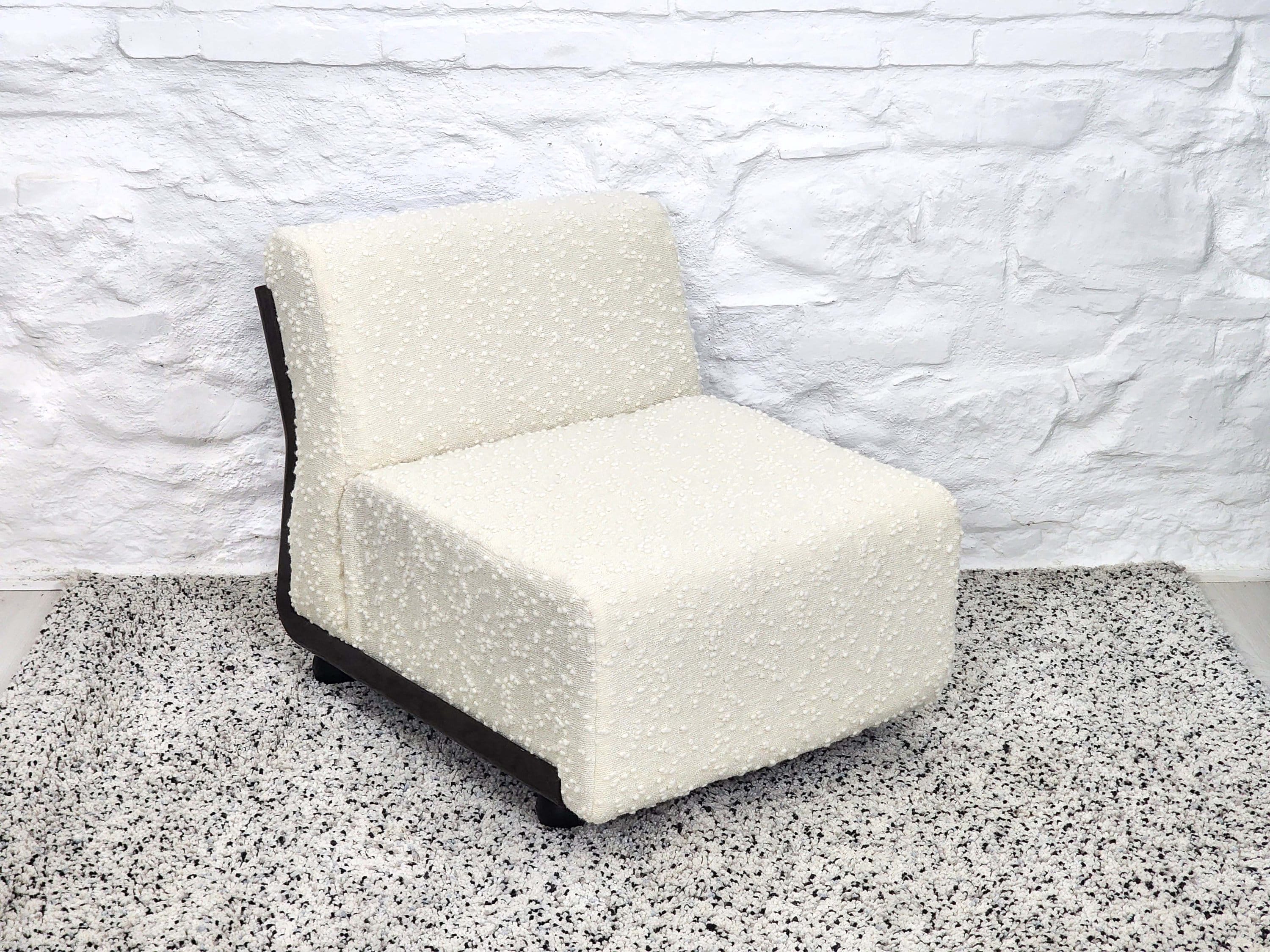 Amanta Lounge Chair in Off-White Textured Fabric by Mario Bellini for C&B Italia | Italian Space Age | 1970s