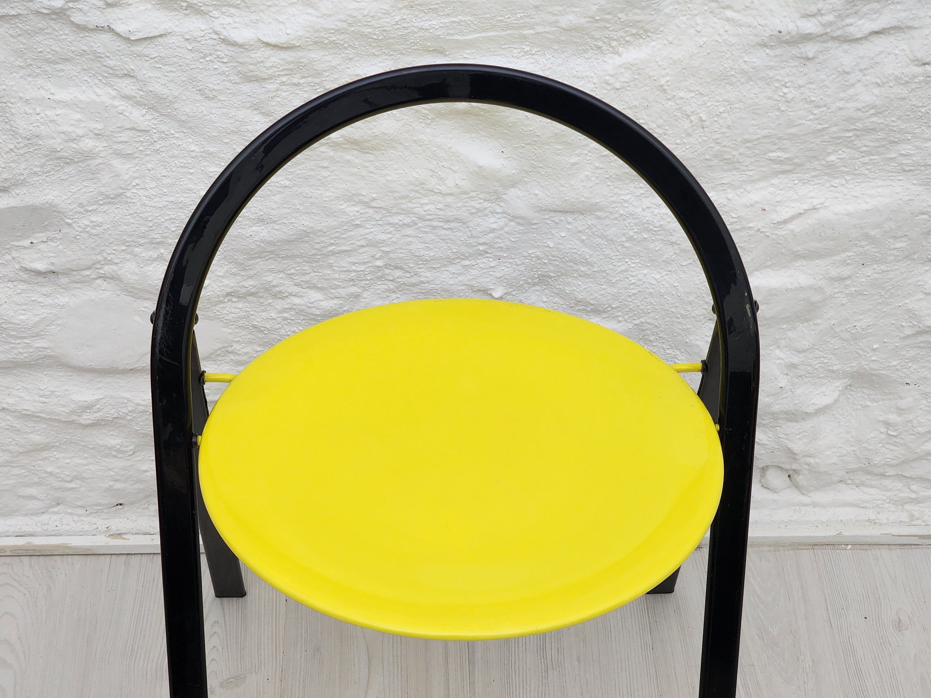 Lacquered Metal Folding Chair in Yellow and Black by Giorgio Cattelan for Cidue | Italian Postmodern Design | 1970s
