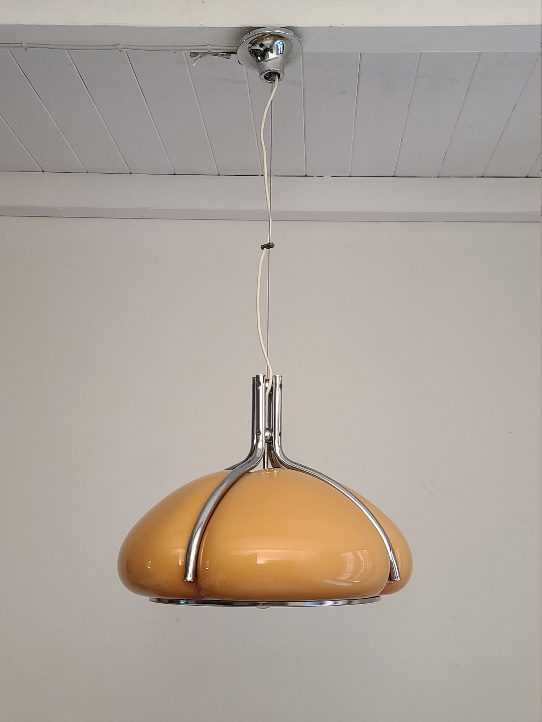 Quadrifoglio Pendant Lamp in Pink by Gae Aulenti for Guzzini | Italian Space Age | 1970s