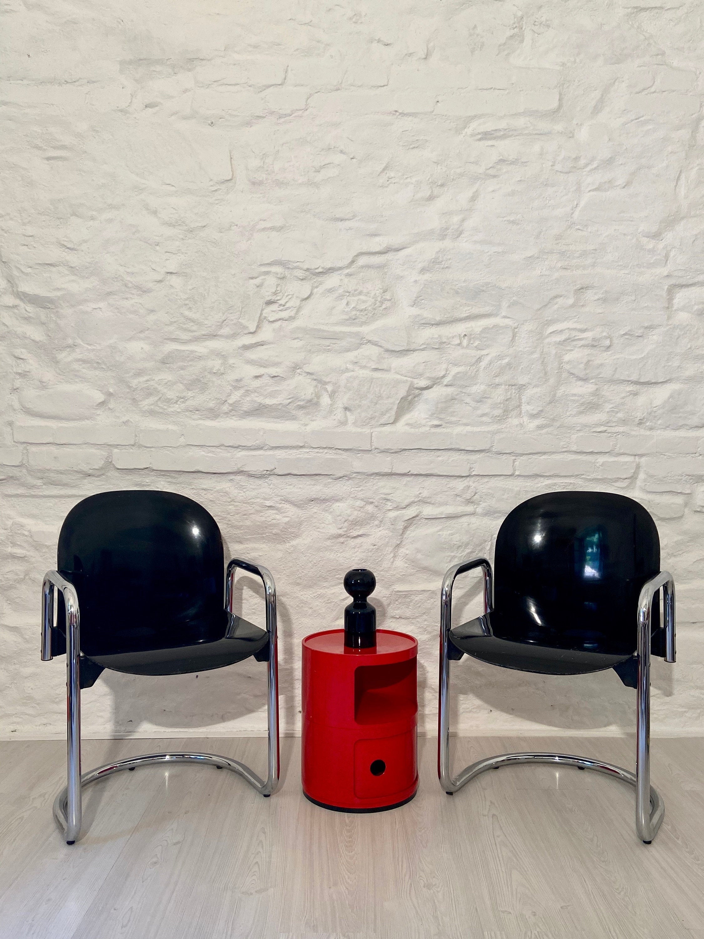 Dialogo Chromed Dining Chairs by Tobia Scarpa for B&B Italia | Italian Space Age | Set of 2