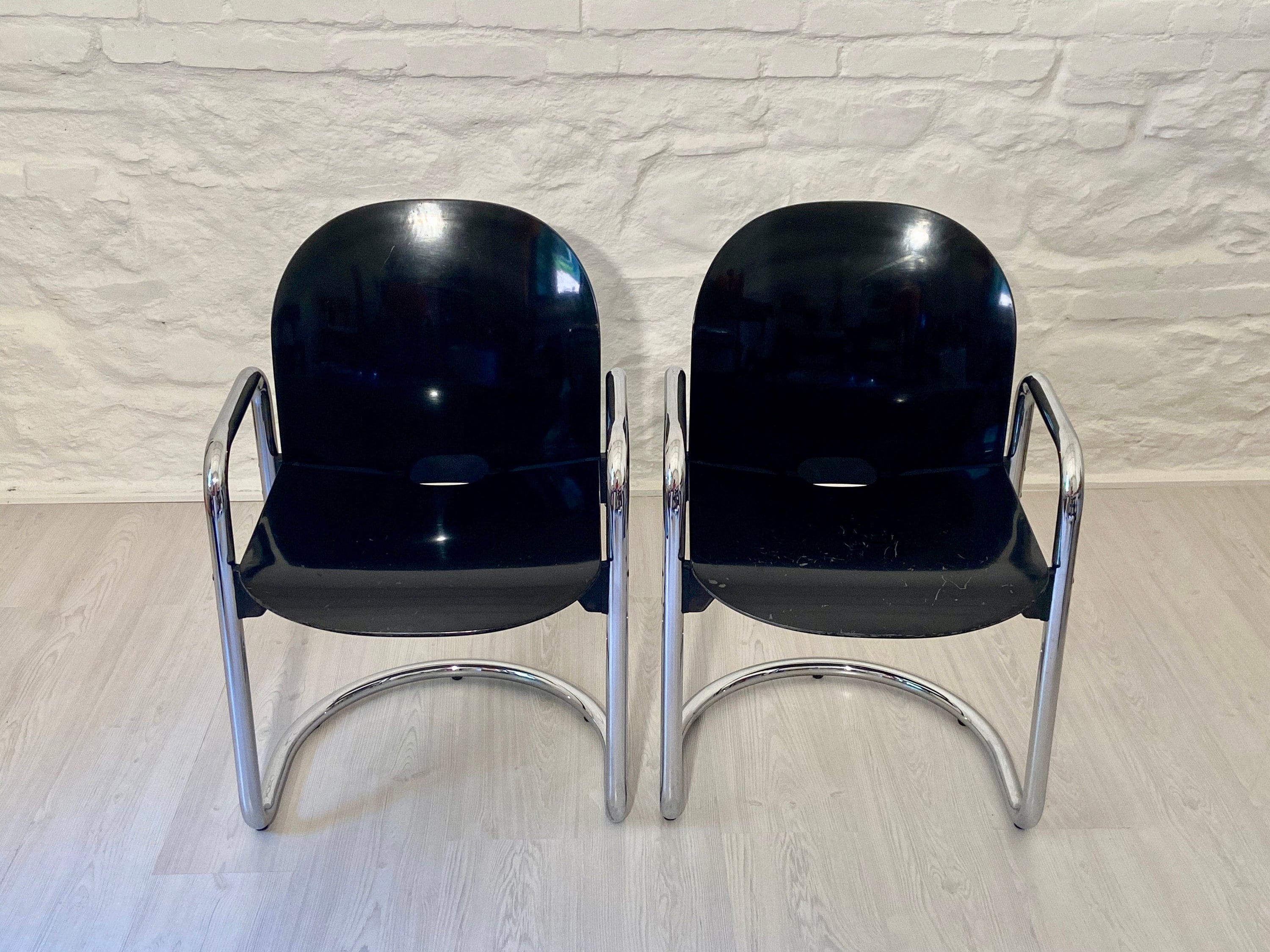 Dialogo Chromed Dining Chairs by Tobia Scarpa for B&B Italia | Italian Space Age | Set of 2