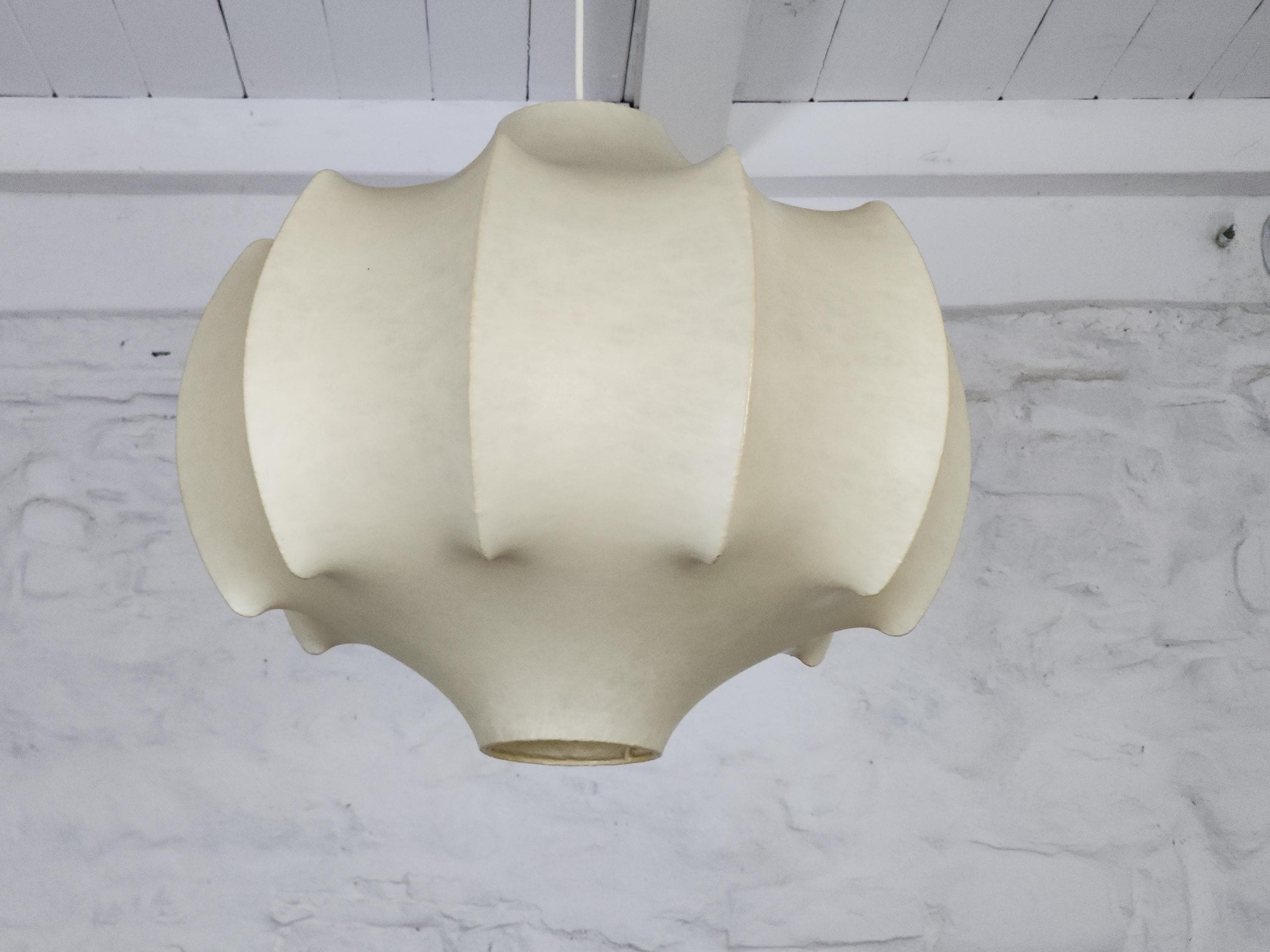 Cocoon Resin Lamp in style of Viscontea by Achille & Pier Castiglioni for Flos | Midcentury Modern | 1960s