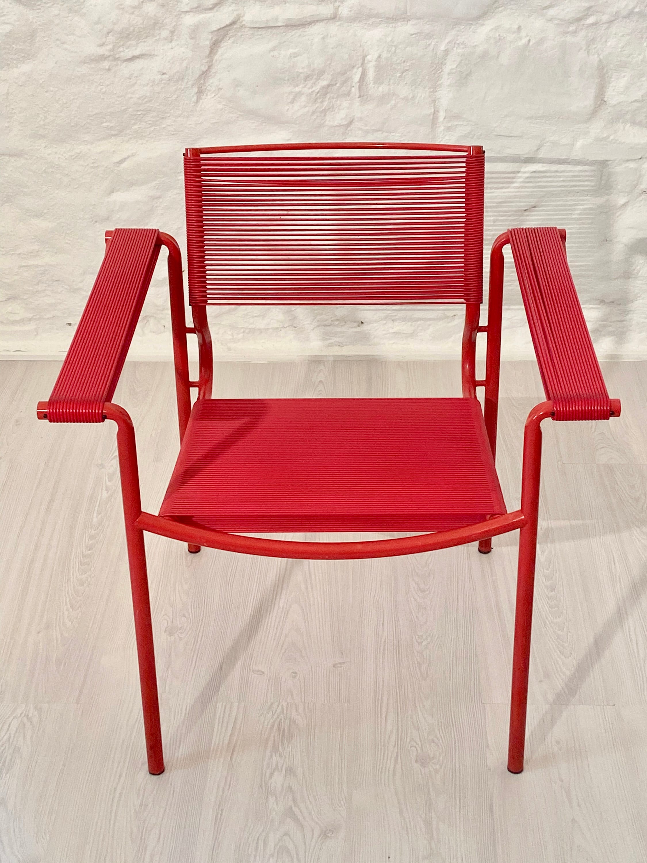Spaghetti 109 Armchair Chair in Red by Giandomenico Belotti for Alias | Italian Postmodern | 1980s