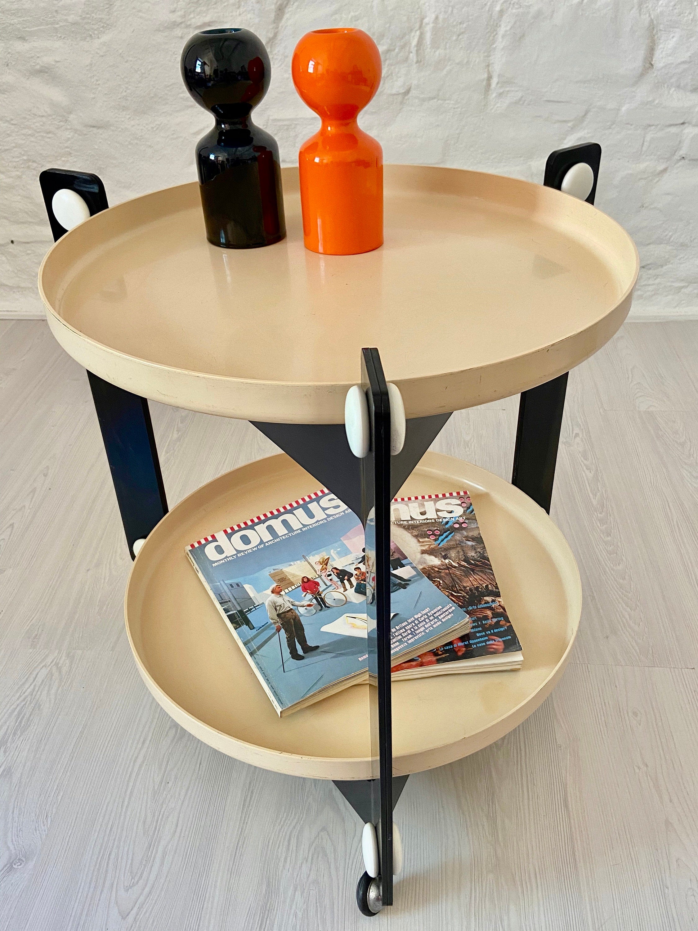 Bar Cart Drinks Trolley Table in Black & White by Luigi Massoni for Guzzini  | Italian Space Age | 1970s