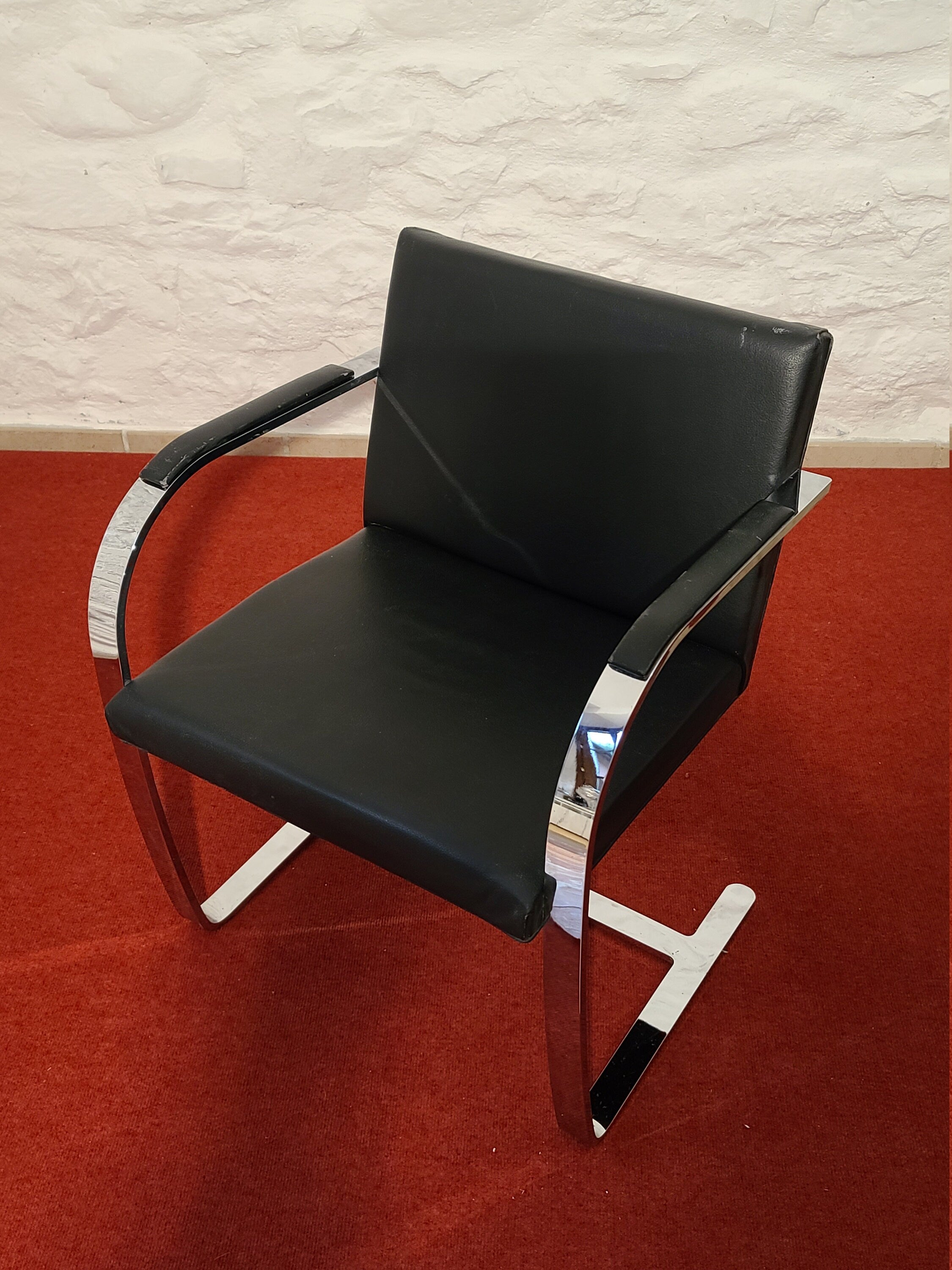 Brno Flat Bar Chair in Black Leather by Mies van der Rohe for Alivar | Bauhaus | Set of 2