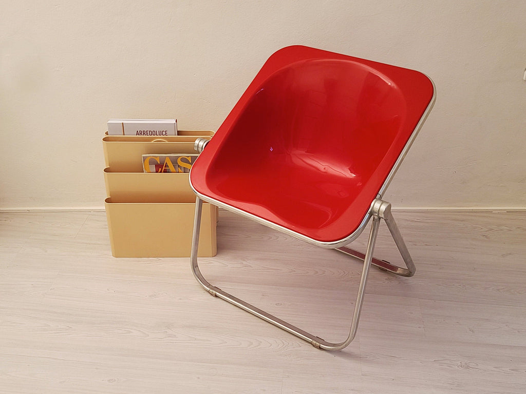 Plona Folding Chair in Red Plexiglas by Giancarlo Piretti for Anonima Castelli | Italian Space Age | 1970s