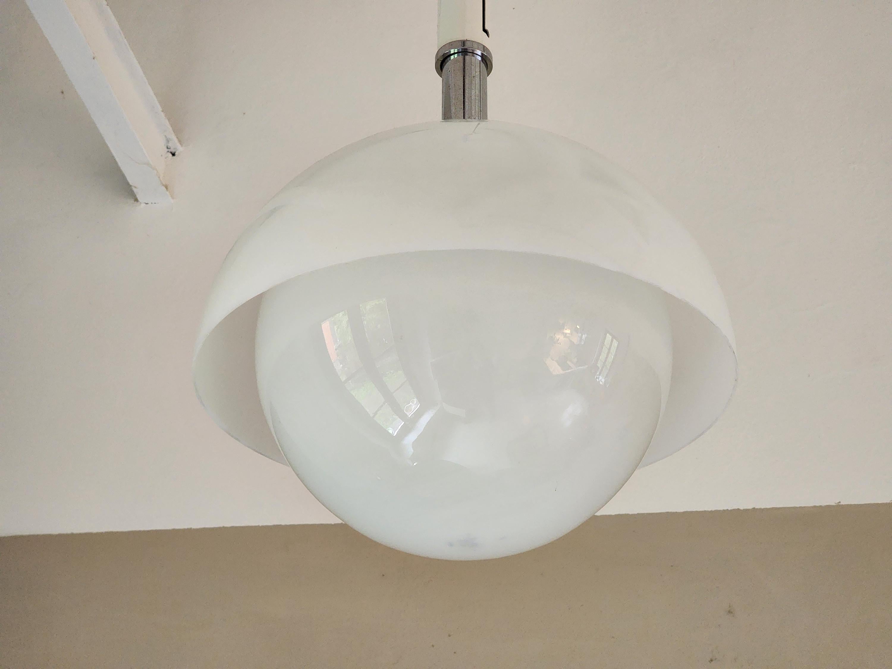 Pendant Lamp in White by Vico Magistreeti for Aretmide | Italian Space Age | 1960s