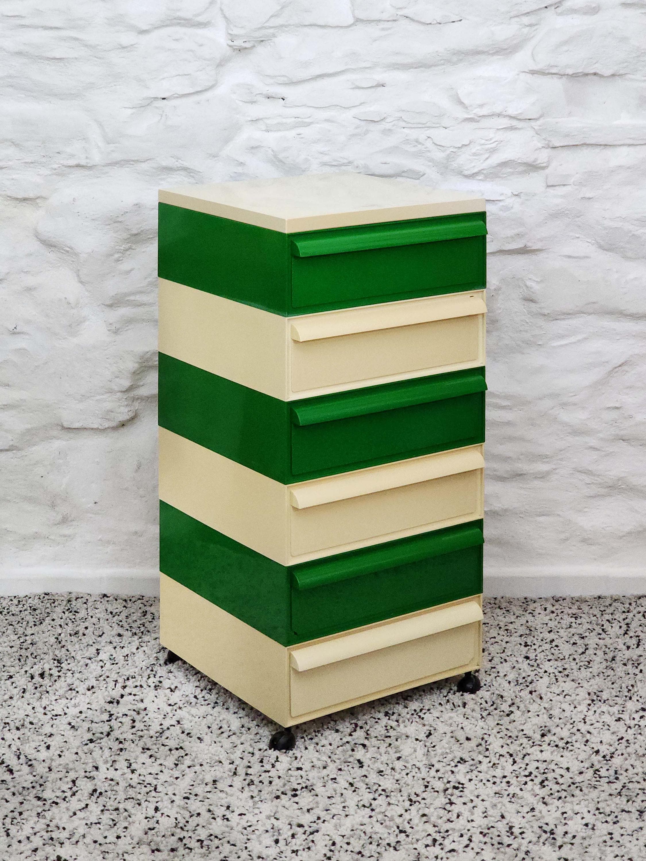 Plastic Stacking Drawers in Green and Off-White by Simon Fussell for Kartell | Italian Space Age | 1970s