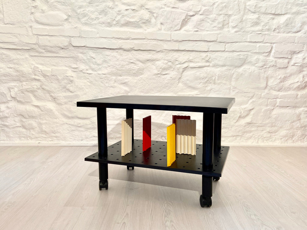 Kartell Rolling Side Table Media Trolley TV Stand in Black | Italian Postmodern | 1980s