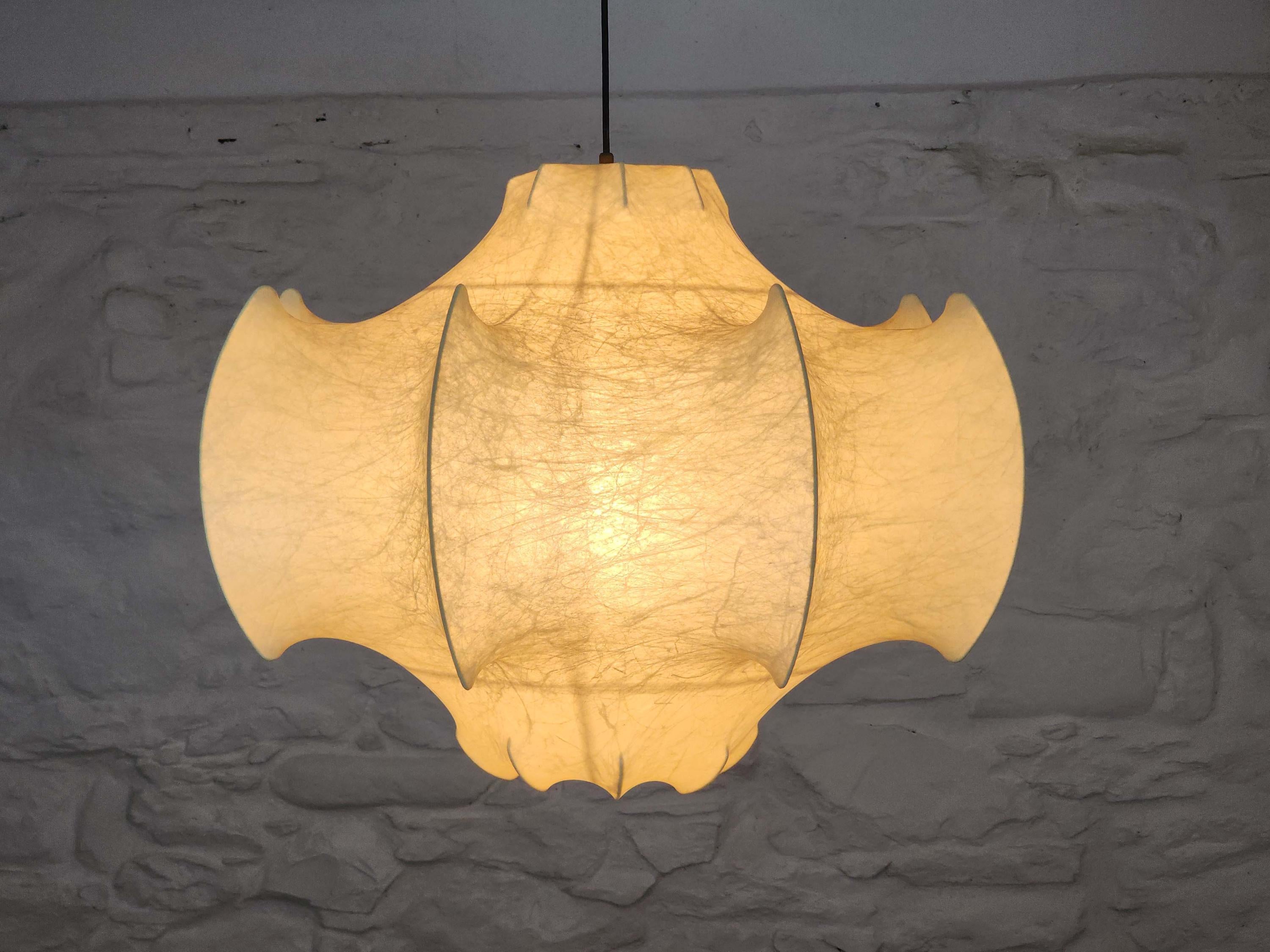 Viscontea Cocoon Resin Lamp by Achille & Pier Castiglioni for Flos | Italian Midcentury Modern | 1960s