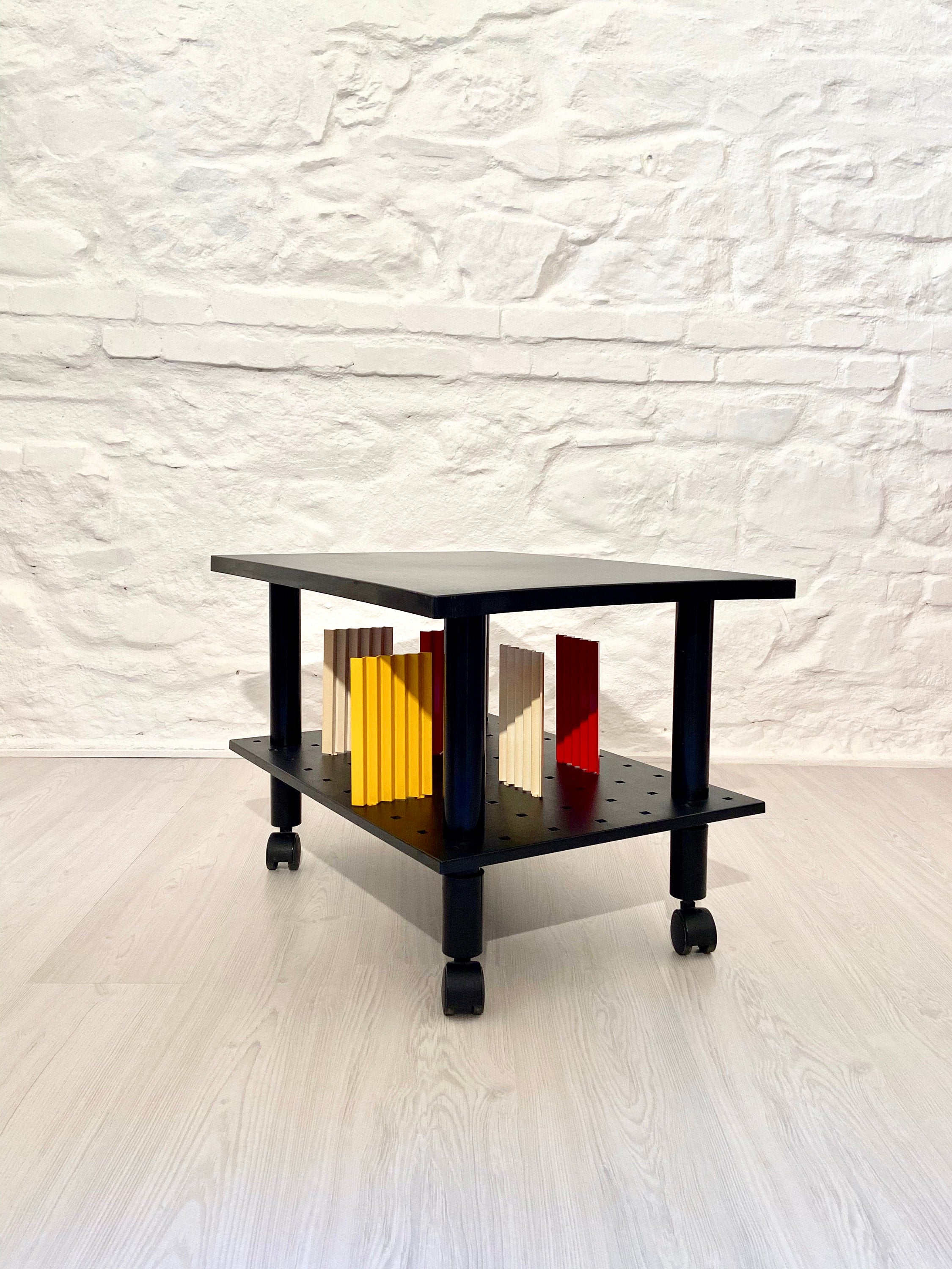 Kartell Rolling Side Table Media Trolley TV Stand in Black | Italian Postmodern | 1980s