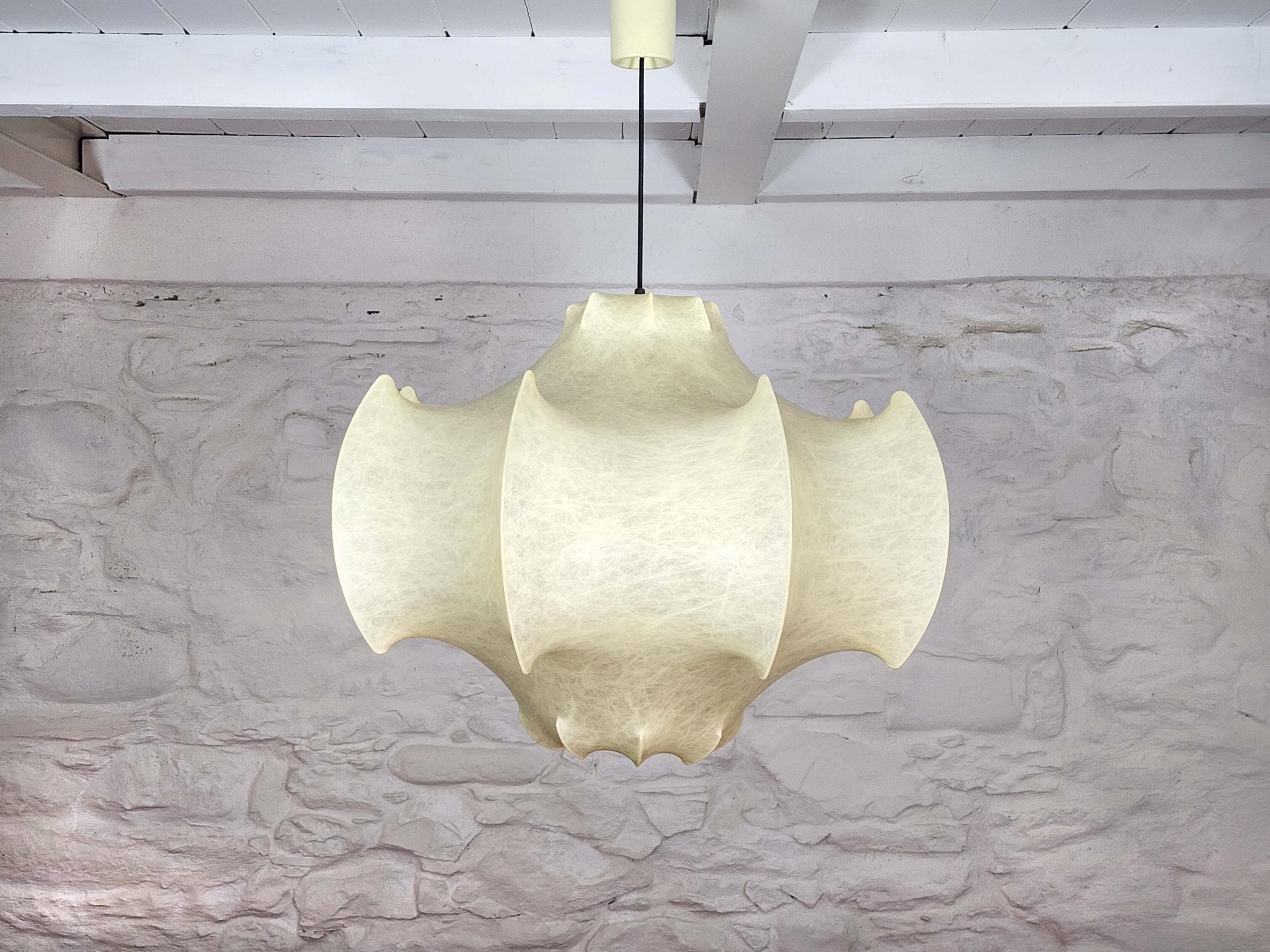 Viscontea Cocoon Resin Lamp by Achille & Pier Castiglioni for Flos | Italian Midcentury Modern | 1960s