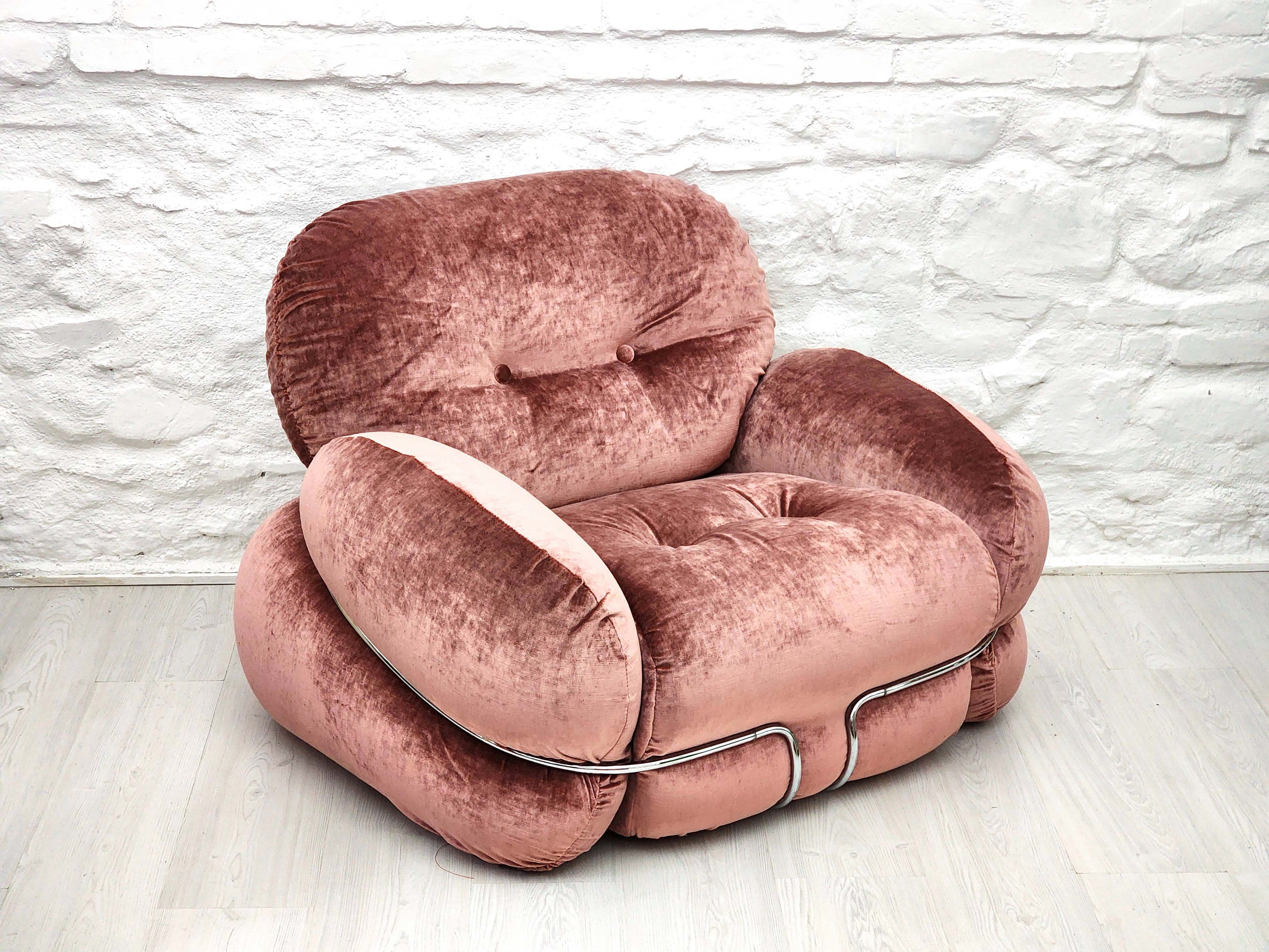Okay Lounge Chair in Mauve Velvet by Adriano Piazzesi for 3D | Italian Space Age | 1970s