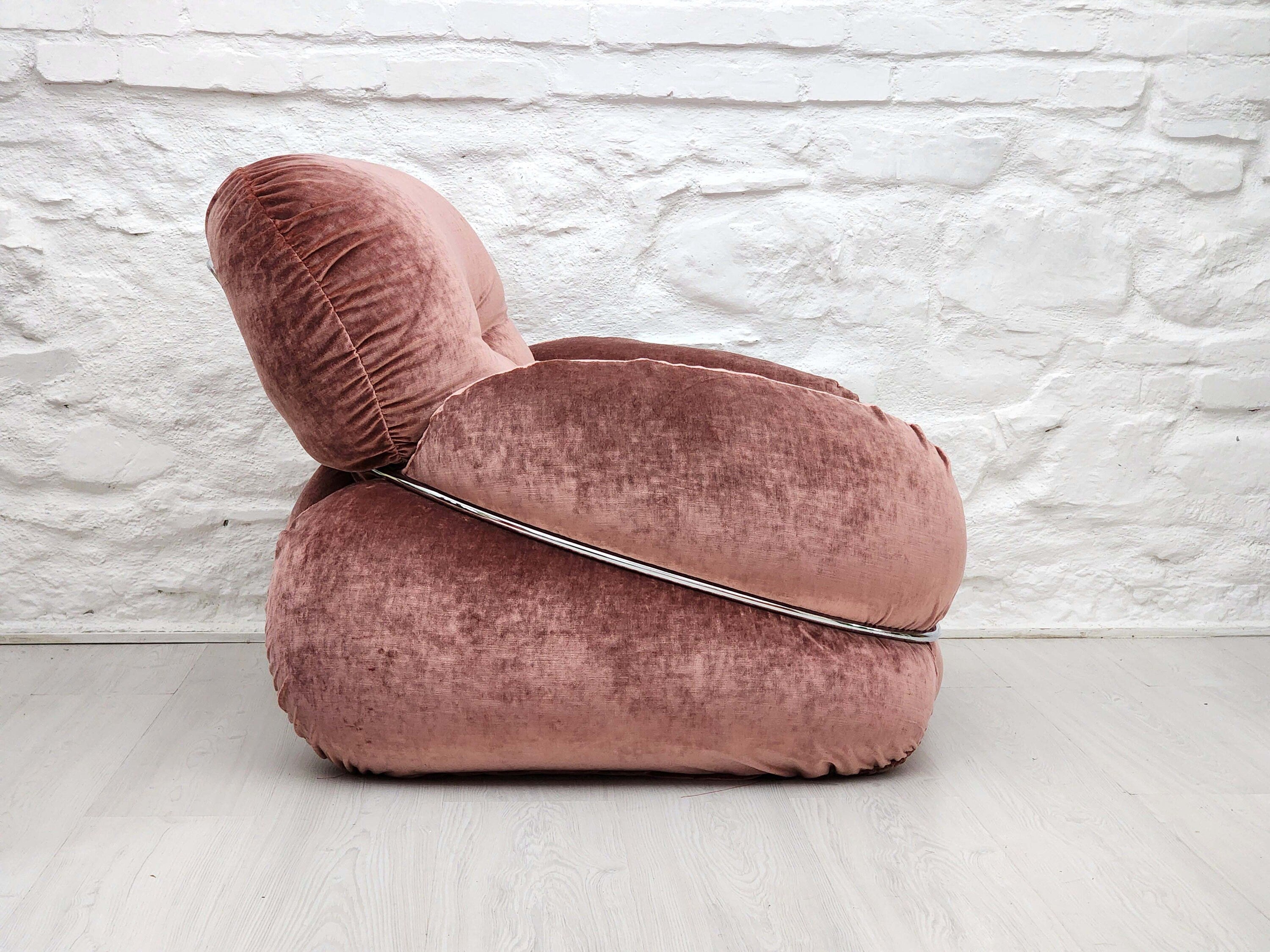 Okay Lounge Chair in Mauve Velvet by Adriano Piazzesi for 3D | Italian Space Age | 1970s