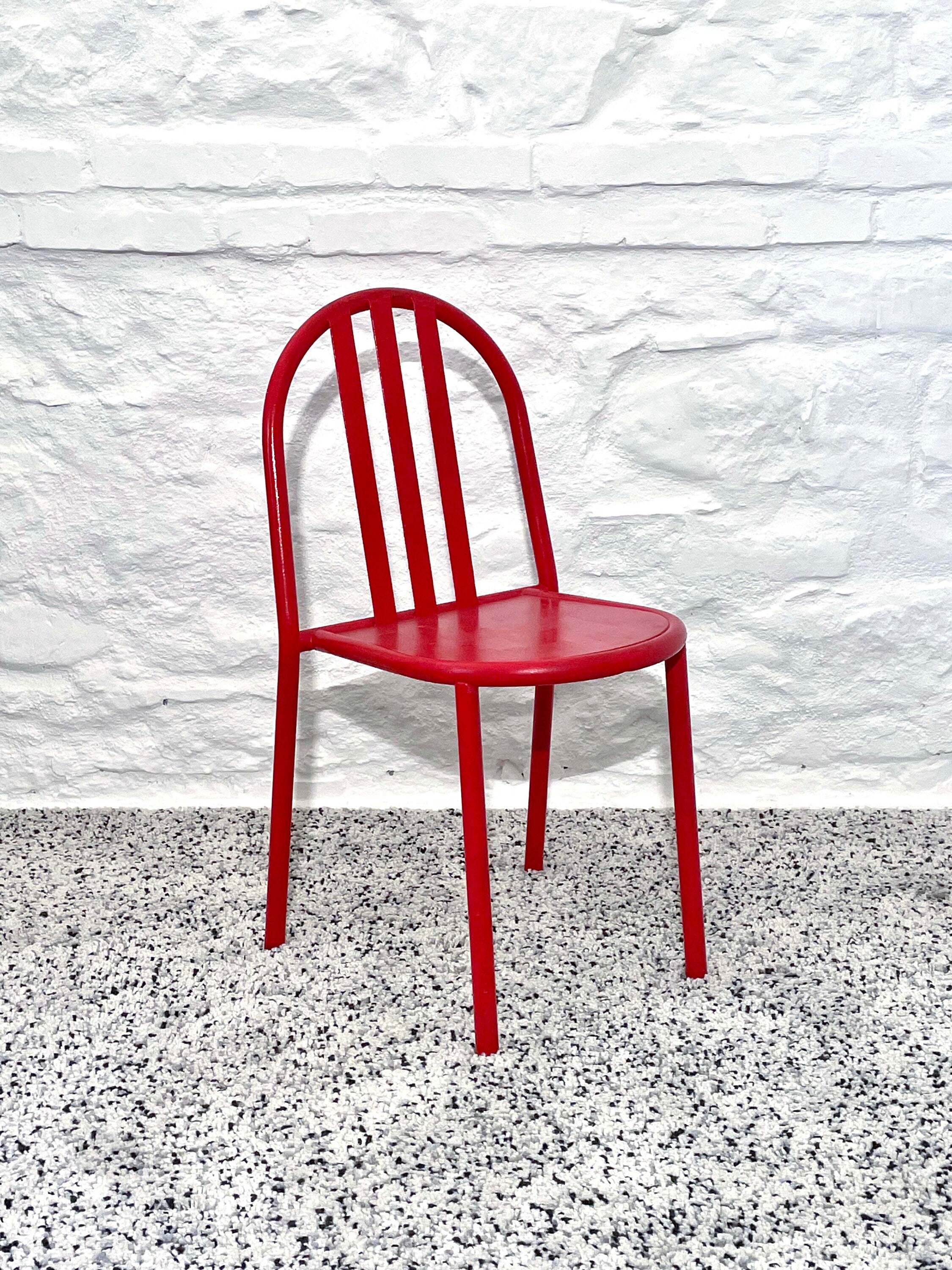 No. 222 Metal Stackable Dining Chairs in Red by Robert Mallet-Stevens | Bauhaus