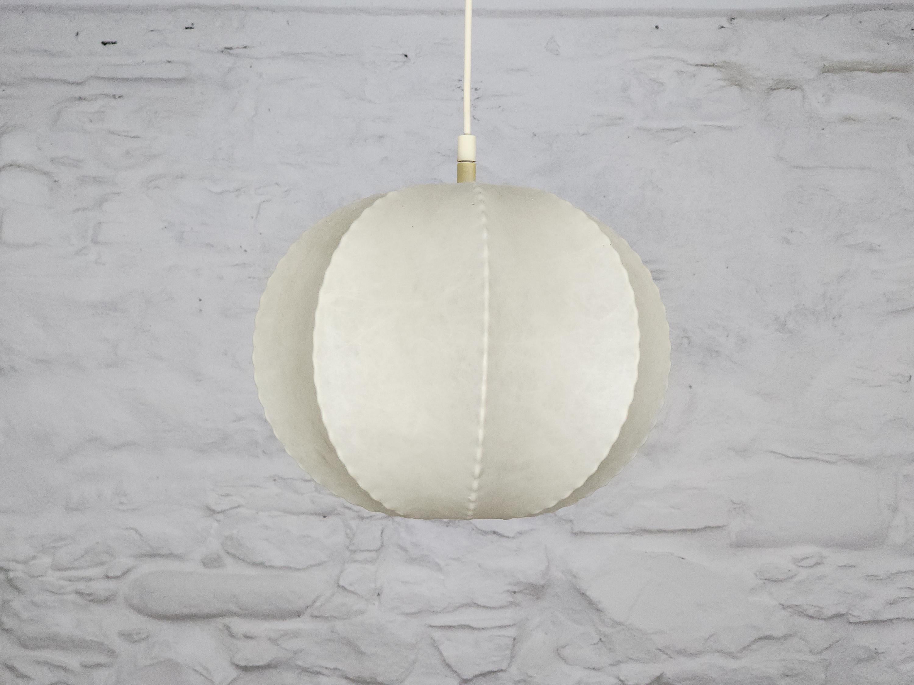 Resin Cocoon Hanging Lamp by Tobia Scarpa for Flos | Italian Midcentury Modern | Space Age | 1960s