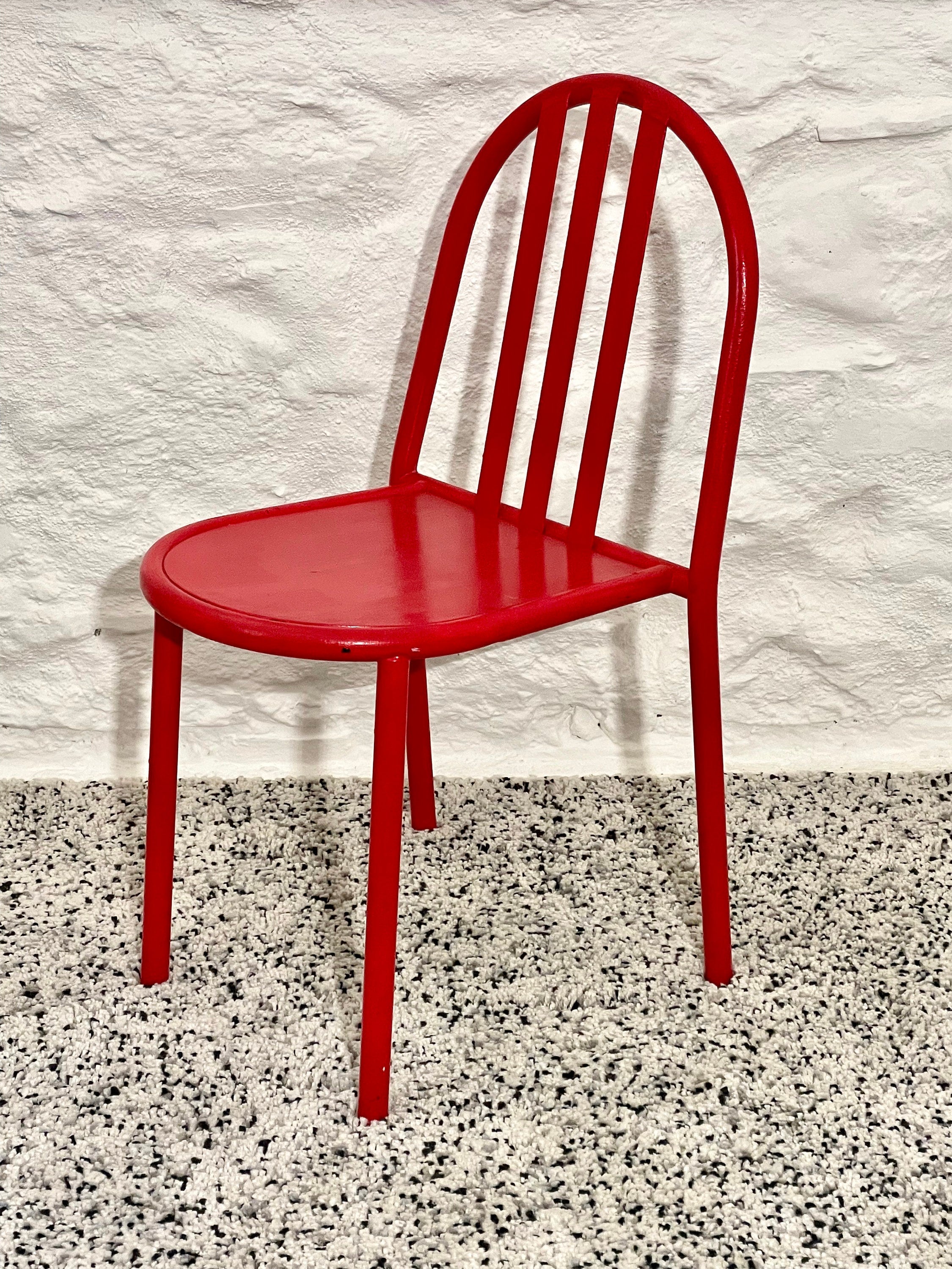 No. 222 Metal Stackable Dining Chairs in Red by Robert Mallet-Stevens | Bauhaus