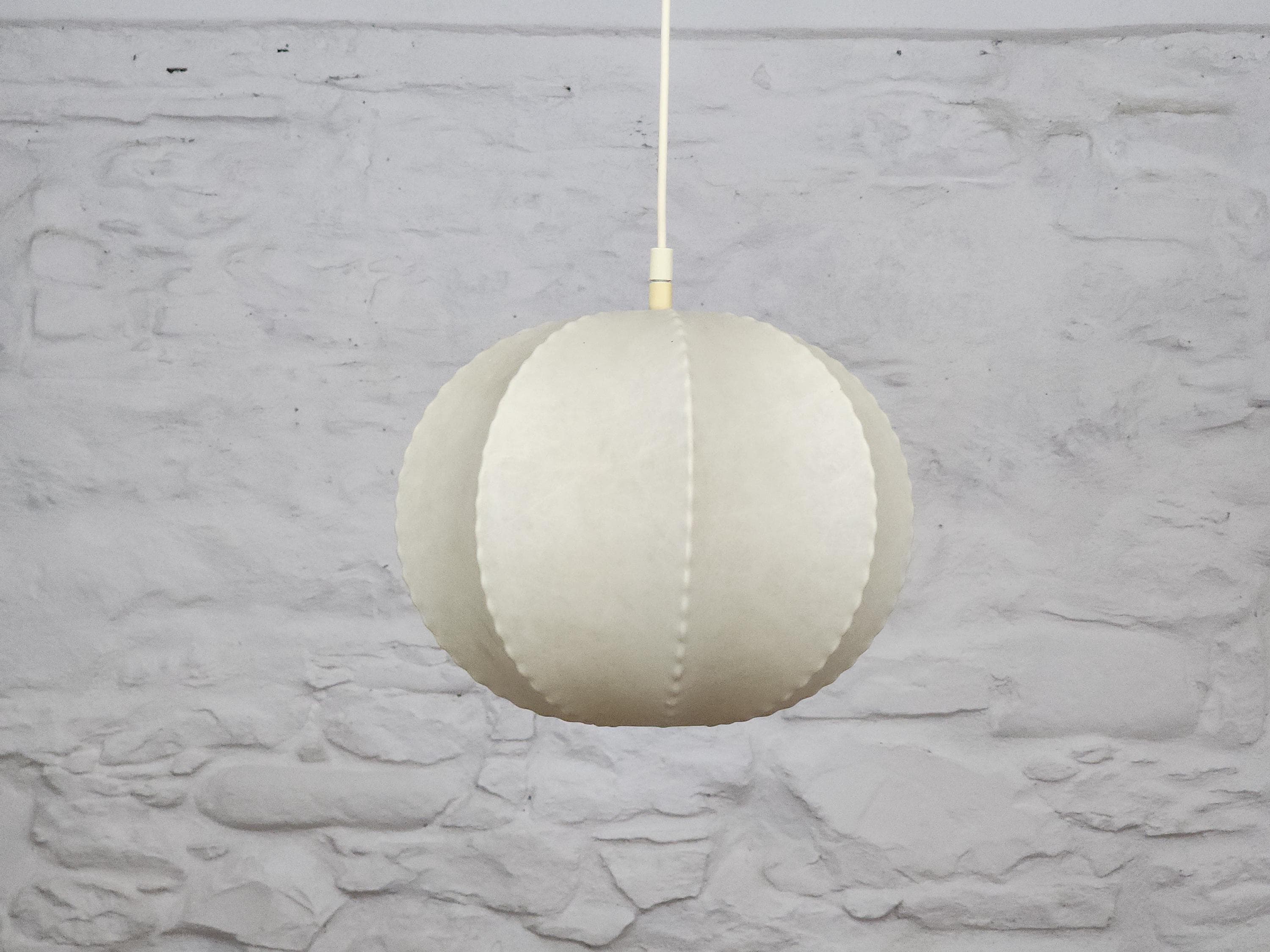 Resin Cocoon Hanging Lamp by Tobia Scarpa for Flos | Italian Midcentury Modern | Space Age | 1960s
