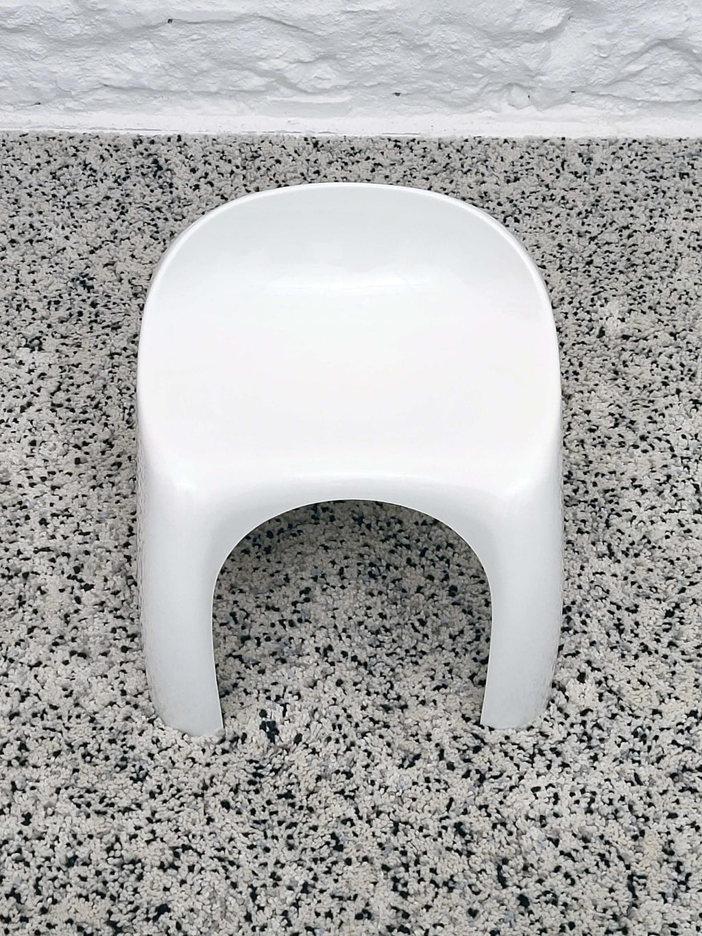Efebo Plastic Stool in White by Stacy Dukes for Artemide | Italian Space Age | 1960s