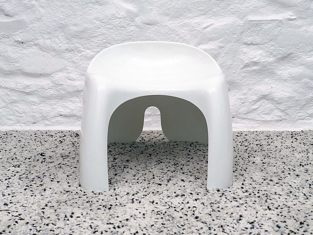 Efebo Plastic Stool in White by Stacy Dukes for Artemide | Italian Space Age | 1960s