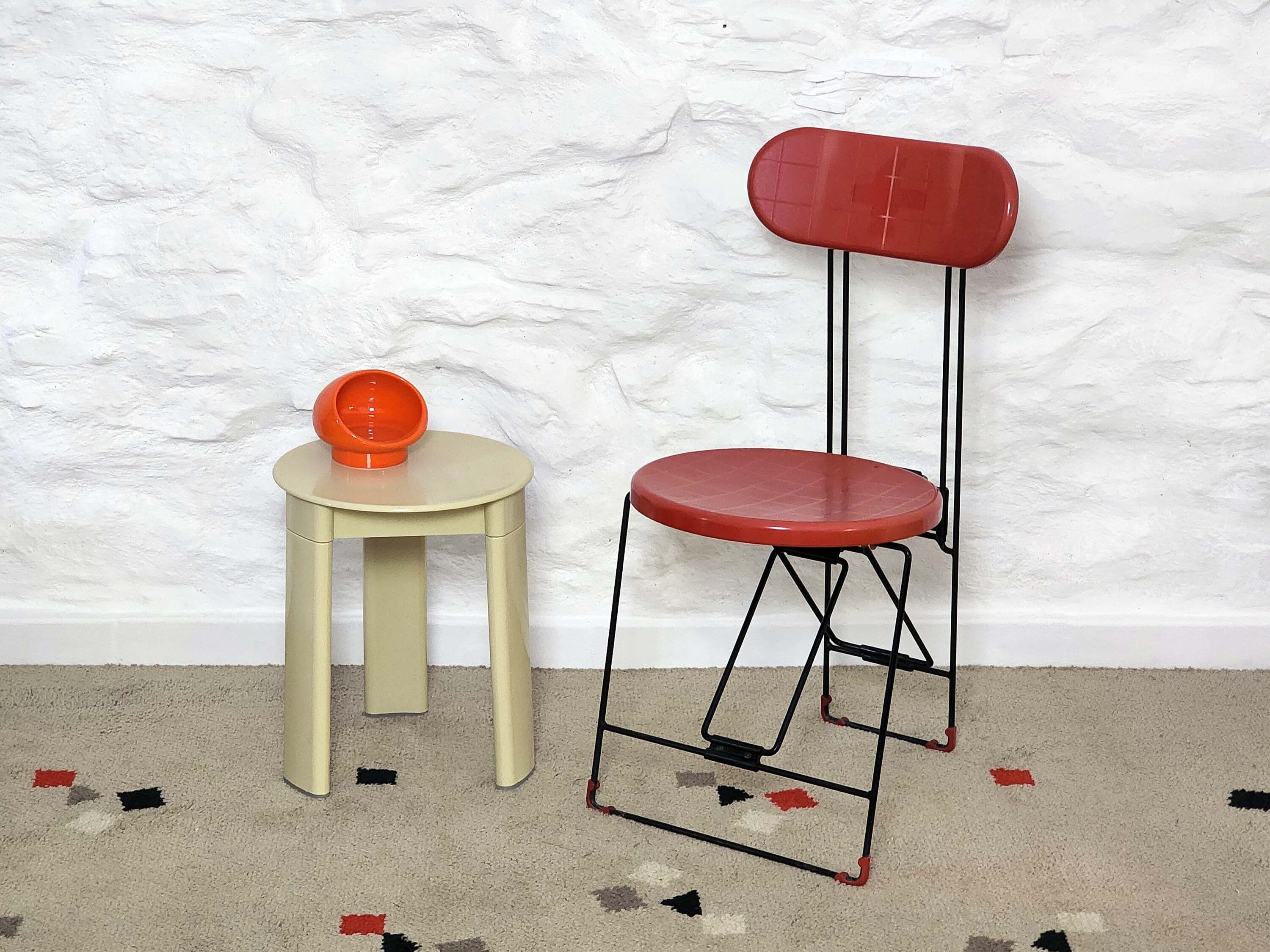 Trio Plastic Stool Side Table in Beige by Olaf von Bohr for Gedy | Italian Space Age | 1970s