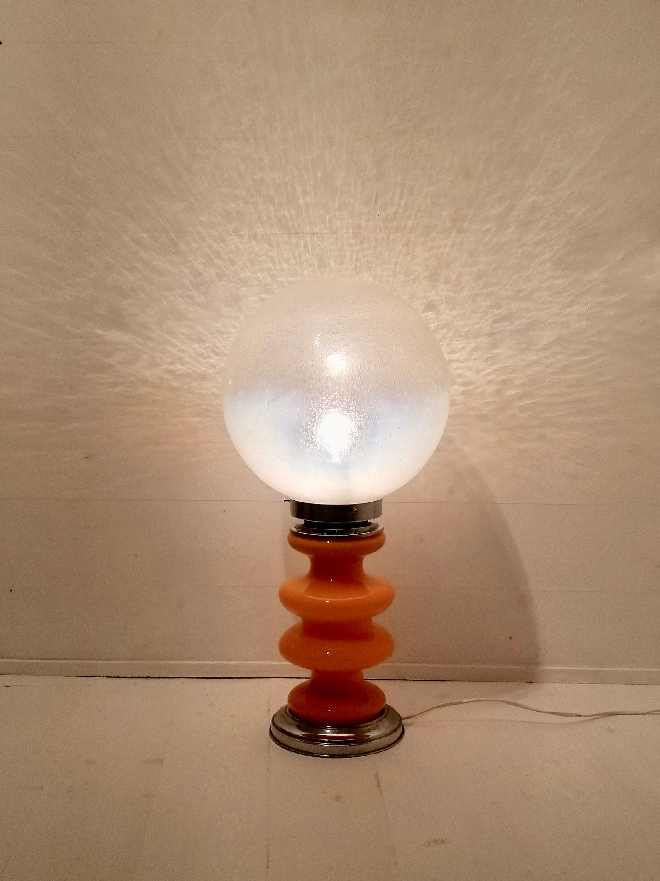 Murano Pulegoso Glass Globe Table Lamp by Carlo Nason for Mazzega | Italian Space Age | 1970s