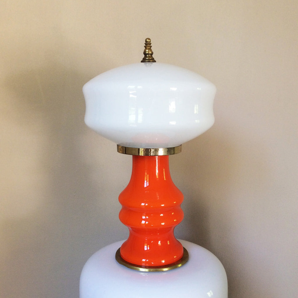 Multi-Tiered White and Orange Murano Opaline Glass Floor Lamp in | Italian Space Age | 1970s