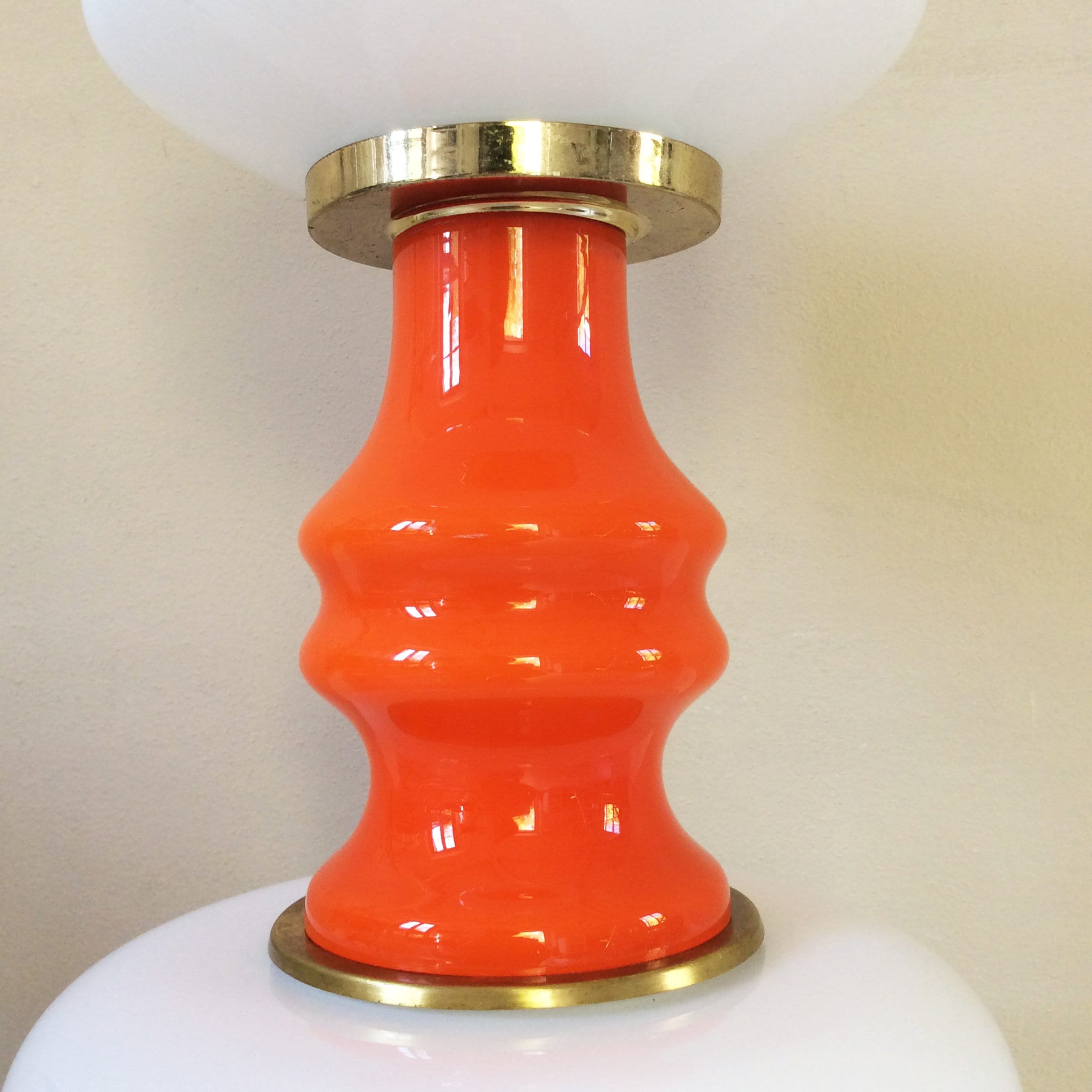 Multi-Tiered White and Orange Murano Opaline Glass Floor Lamp in | Italian Space Age | 1970s