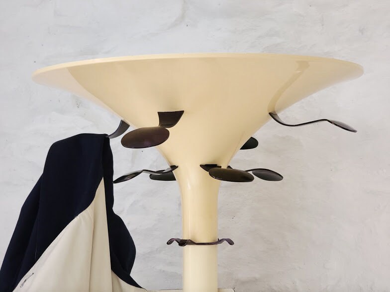 Coat Rack Stand in White by BBPR for Kartell | Italian Space Age | 1970s