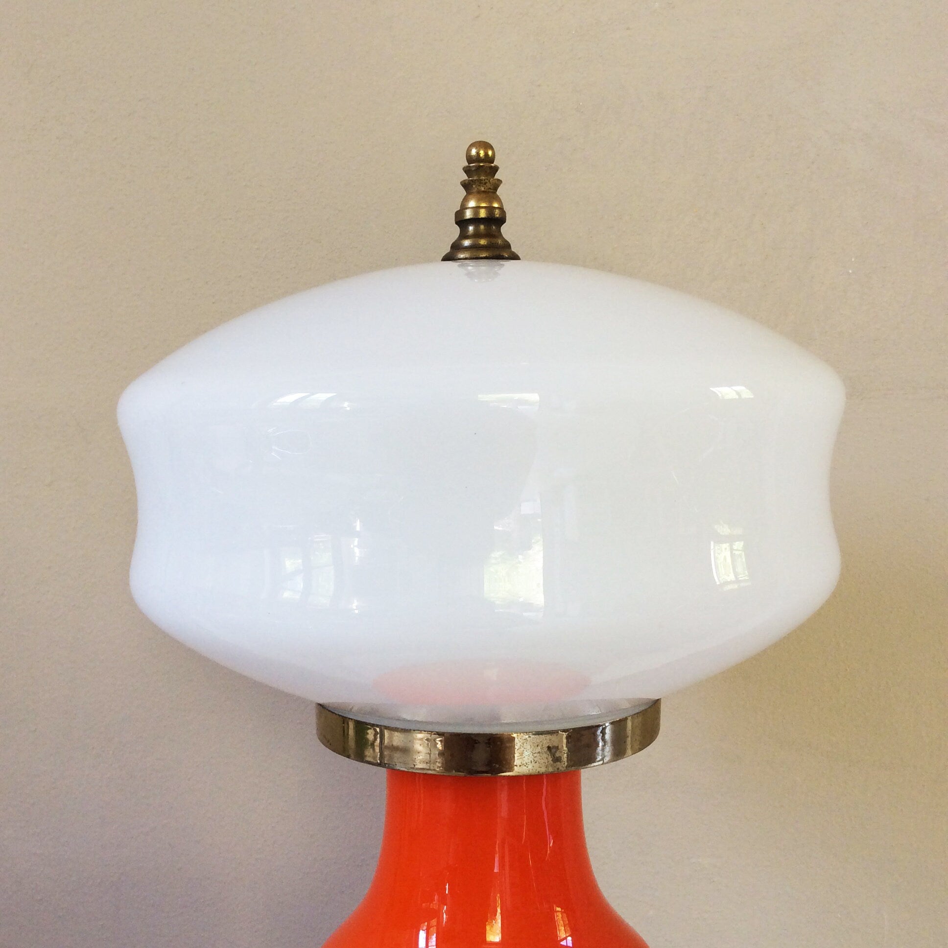 Multi-Tiered White and Orange Murano Opaline Glass Floor Lamp in | Italian Space Age | 1970s