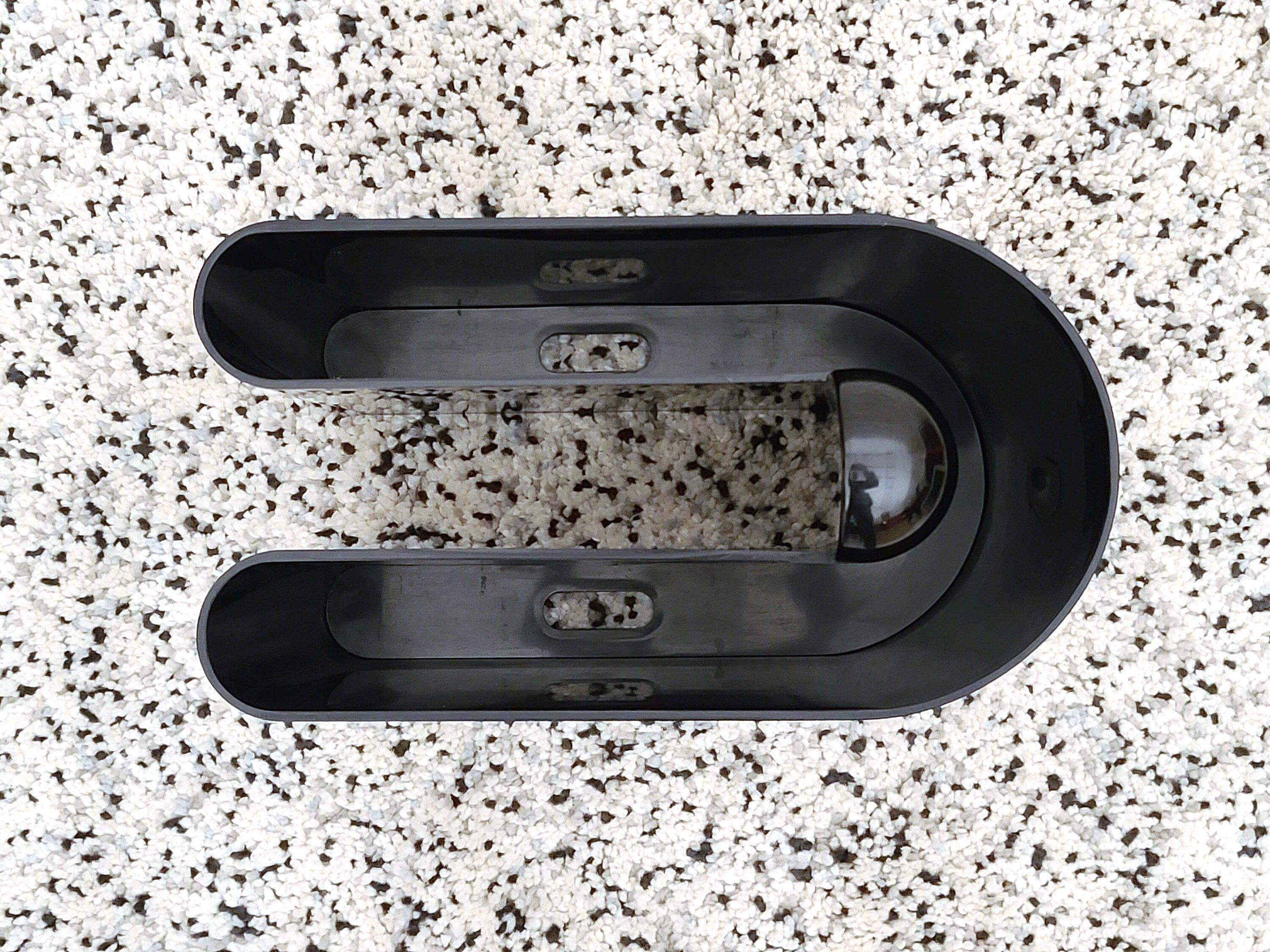 Plastic Magazine Rack in Black by Rodolfo Bonetto for Bilumen | Italian Space Age | 1960s