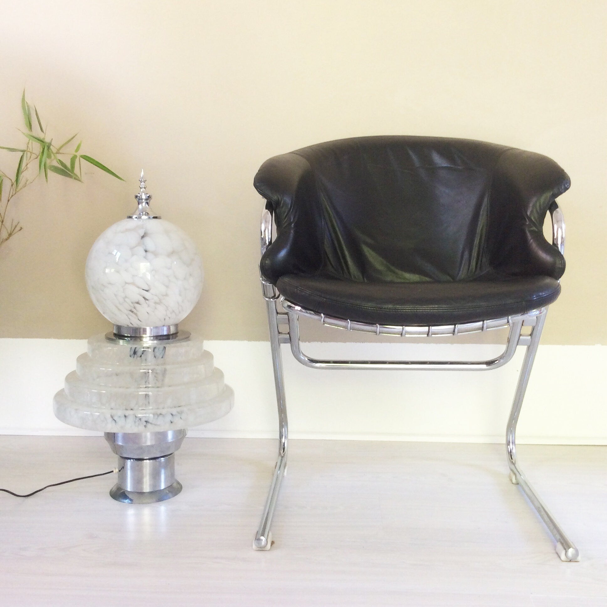 Two-Tiered Murano Glass Floor/Table Lamp by Carlo Nason for Mazzega | Italian Space Age | 1970s