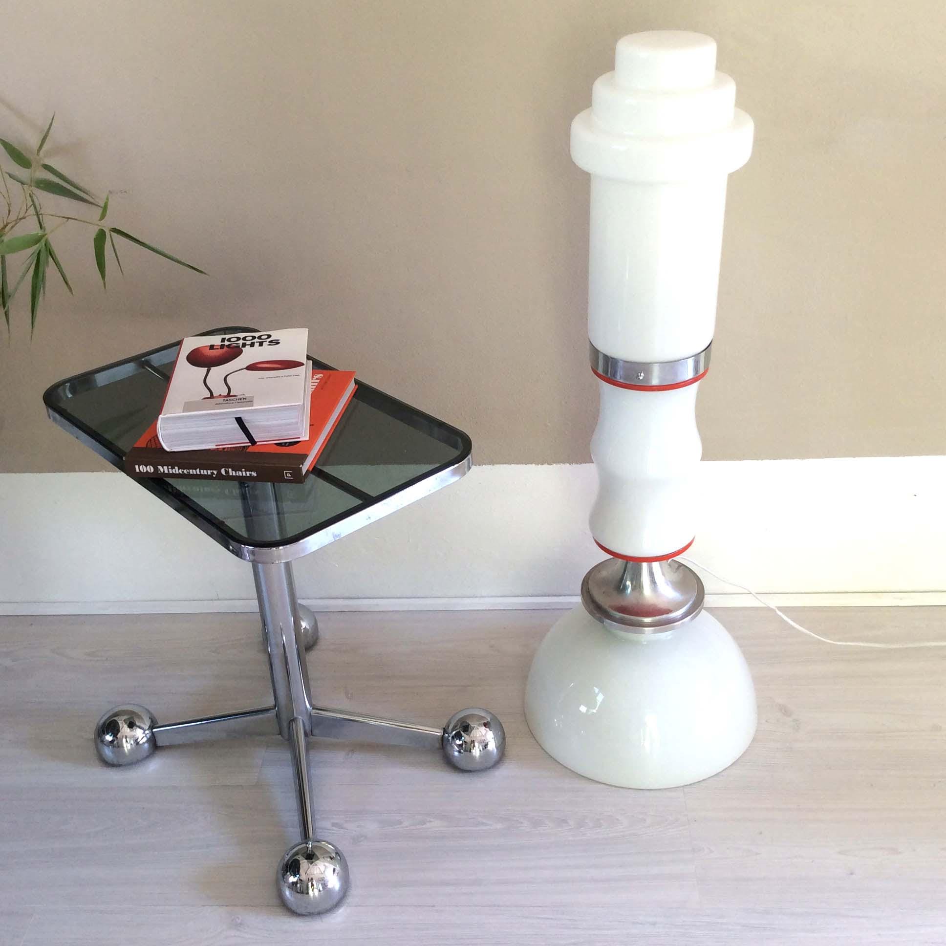 Multi-Tiered White Opaline Murano Glass Floor Lamp | Italian Space Age | 1970s