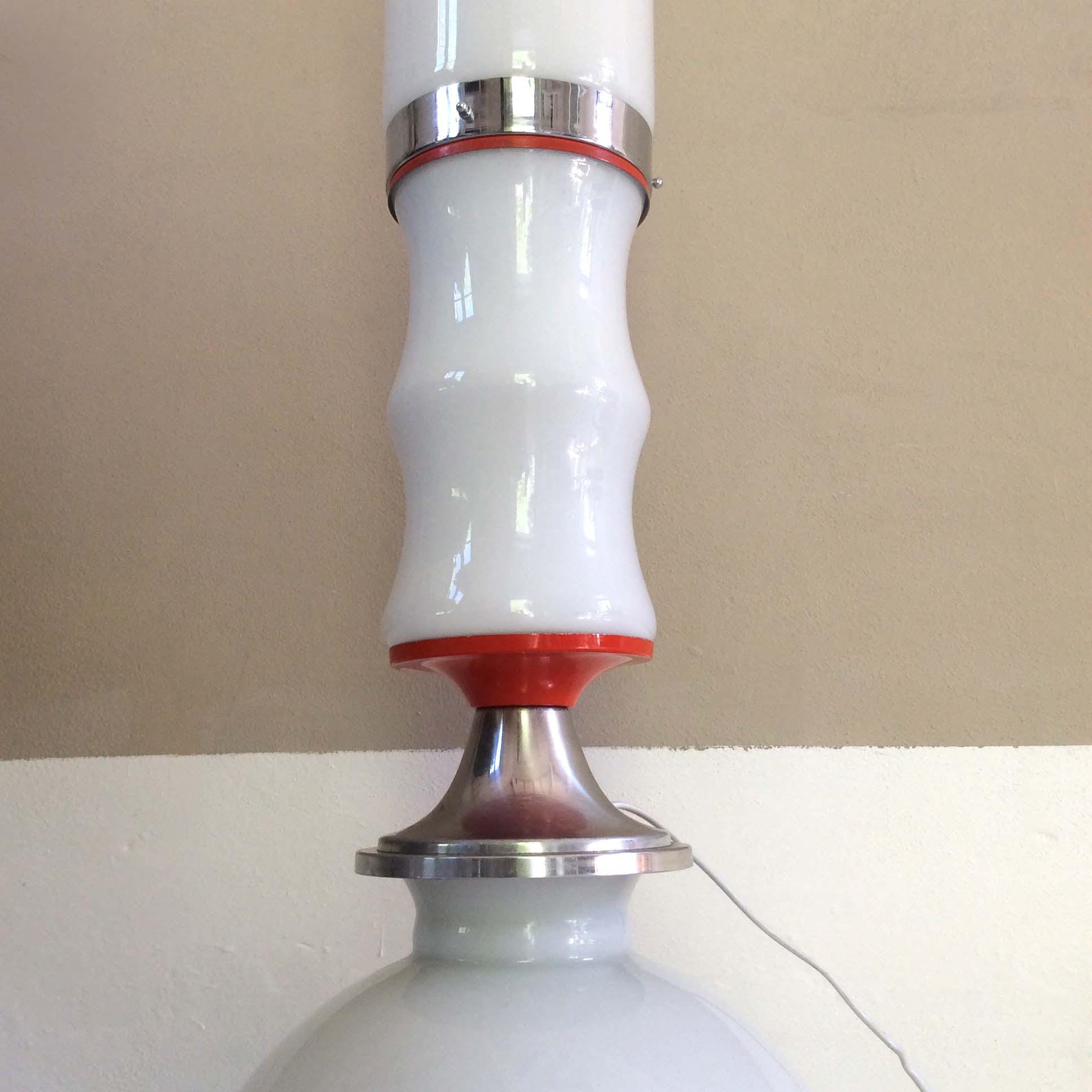 Multi-Tiered White Opaline Murano Glass Floor Lamp | Italian Space Age | 1970s