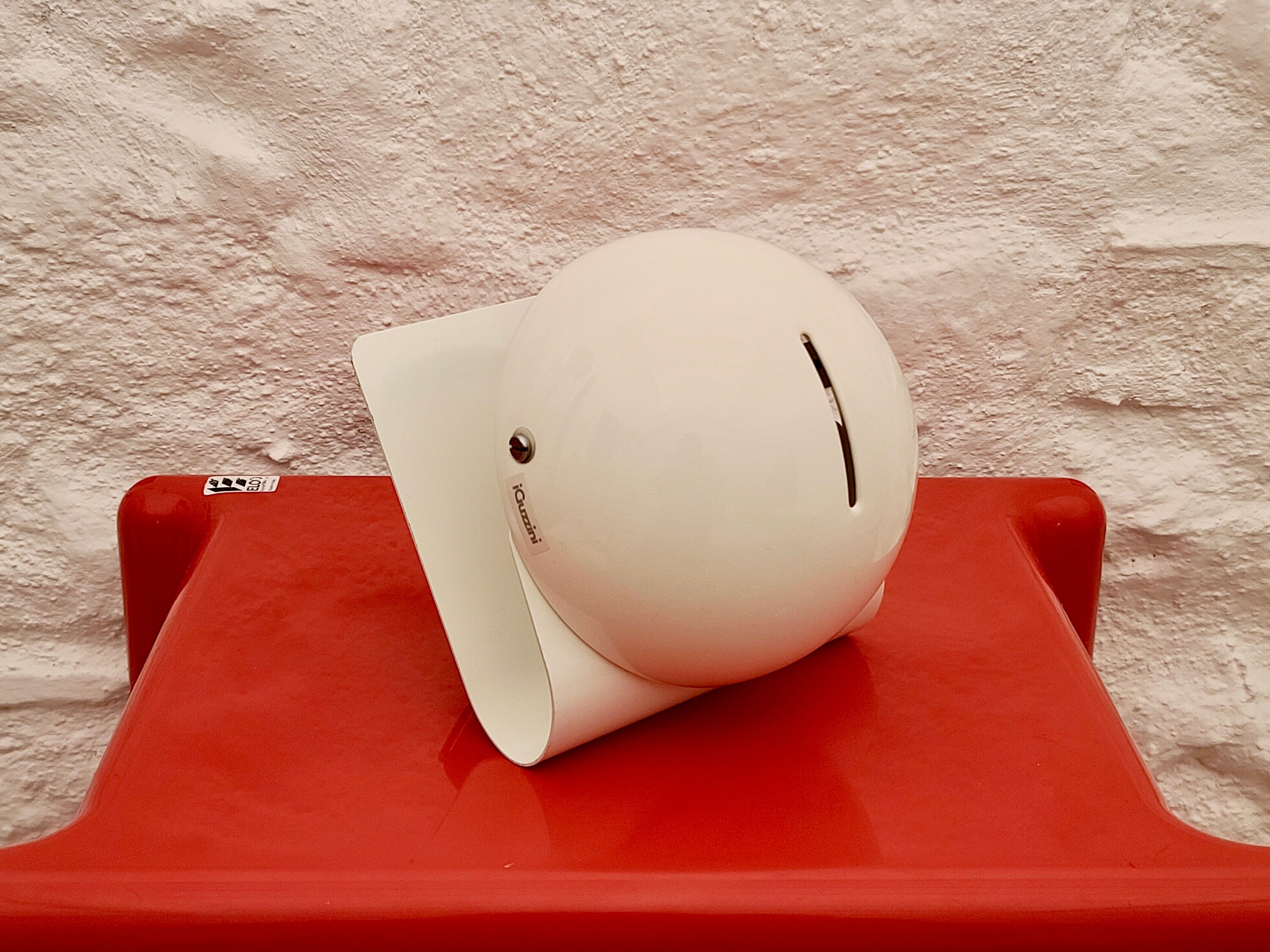 Bugia Wall Lamp Sconce in White by Giuseppe Cormio for Guzzini | Italian Space Age | 1970s (2 available)