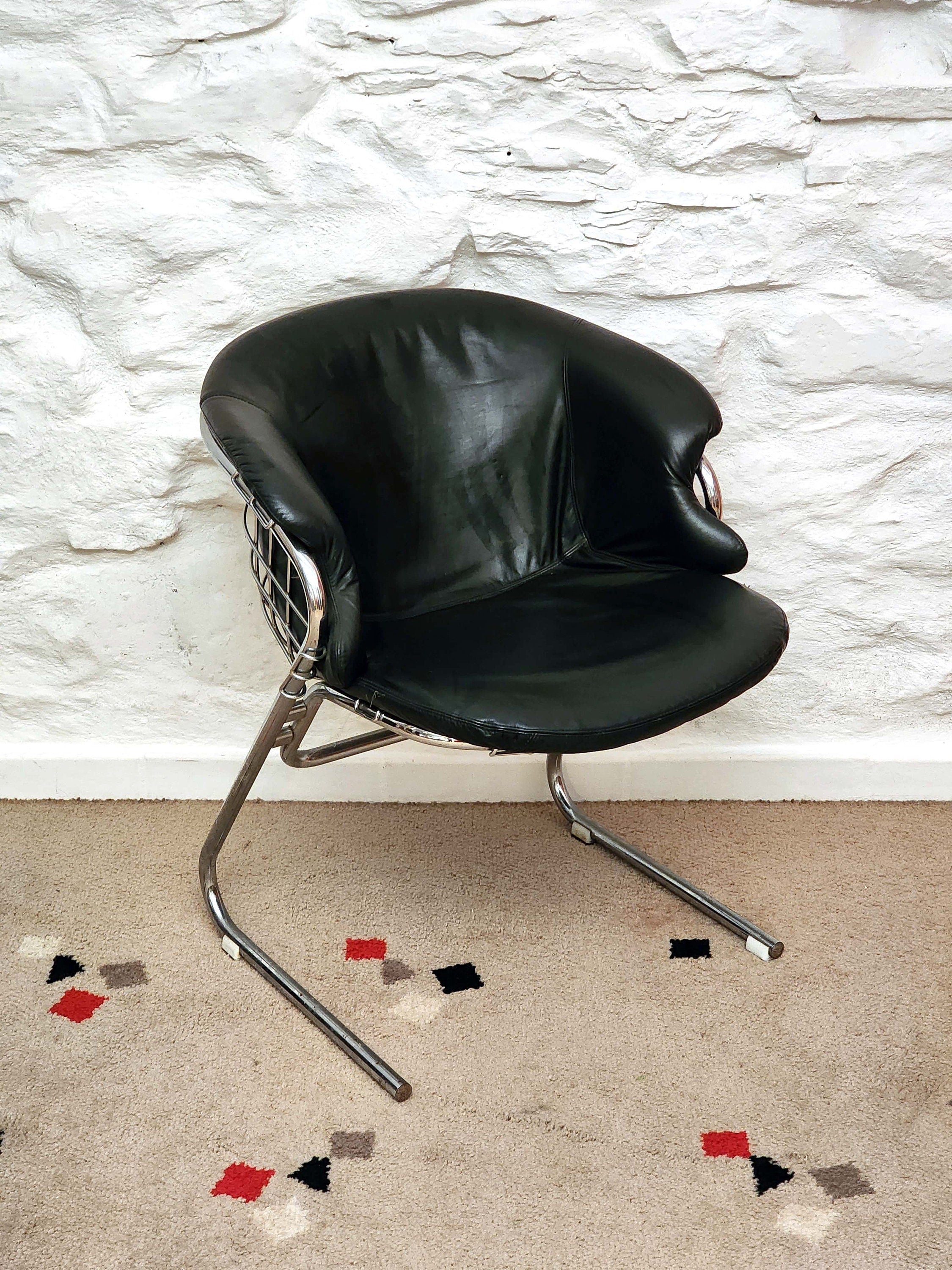 Flynn Chrome and Black Leather Dining Chairs by Gaetano Rinaldi for Thema | Italian Space Age | 1970s