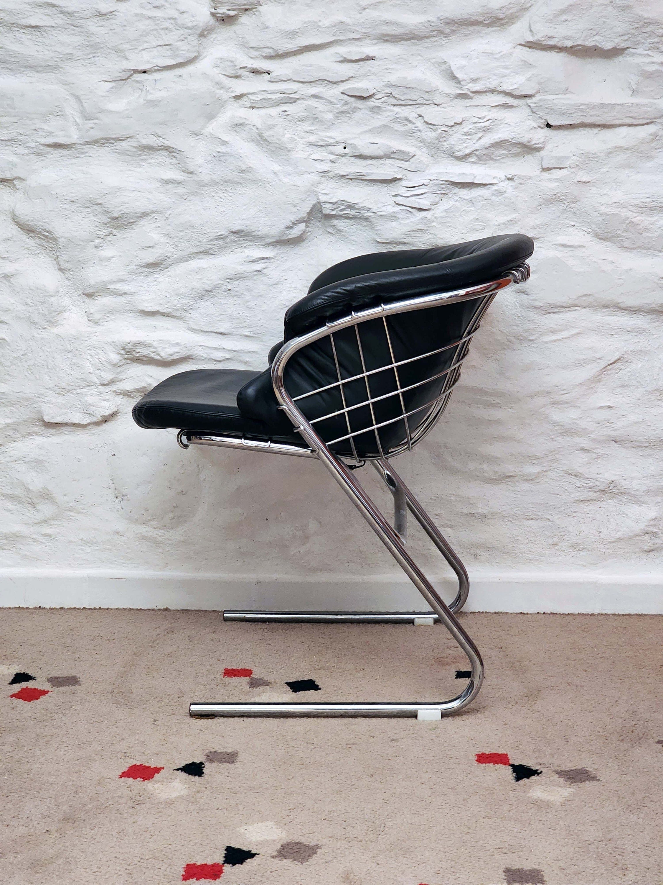 Flynn Chrome and Black Leather Dining Chairs by Gaetano Rinaldi for Thema | Italian Space Age | 1970s