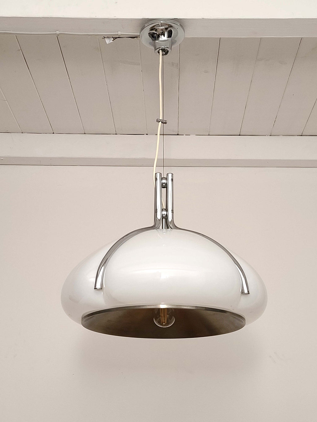 Quadrifoglio Pendant Lamp in White by Gae Aulenti for Guzzini | Italian Space Age | 1970s