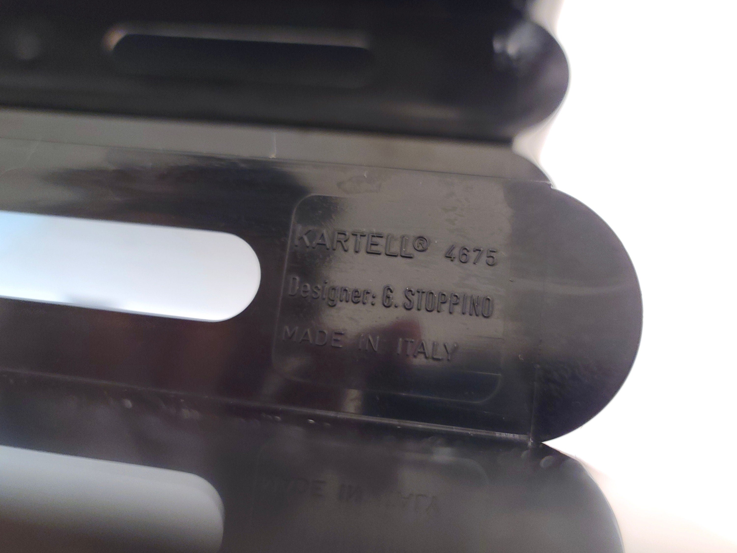 Plastic 6-Compartment Magazine Rack in Black by Giotto Stoppino for Kartell | Italian Space Age | 1970s