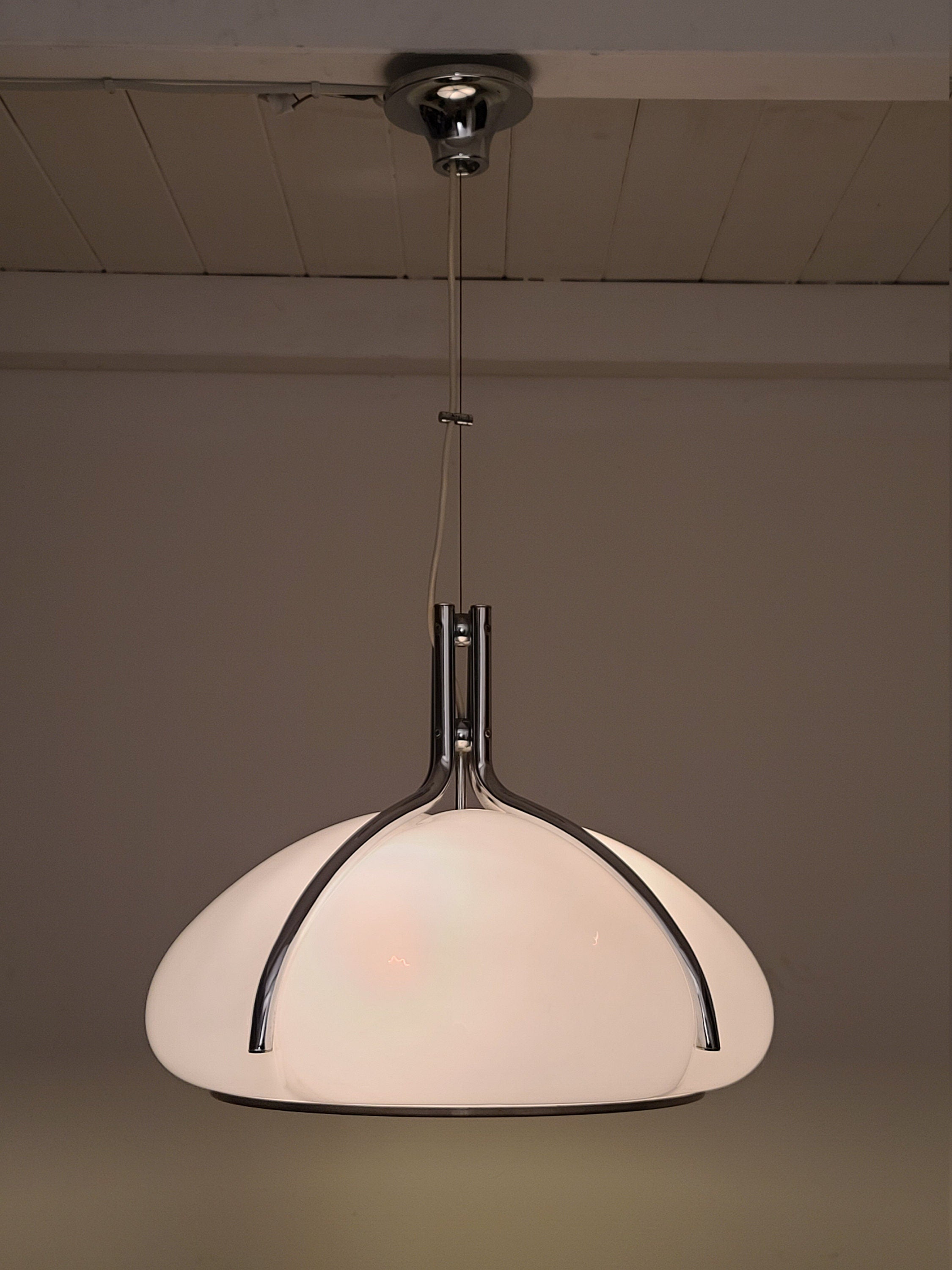Quadrifoglio Pendant Lamp in White by Gae Aulenti for Guzzini | Italian Space Age | 1970s