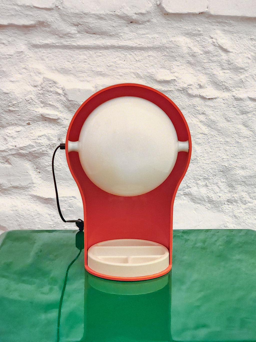 Telegono Plastic Table Lamp in Orange by Vico Magistretti for Artemide | Italian Space Age | 1960s